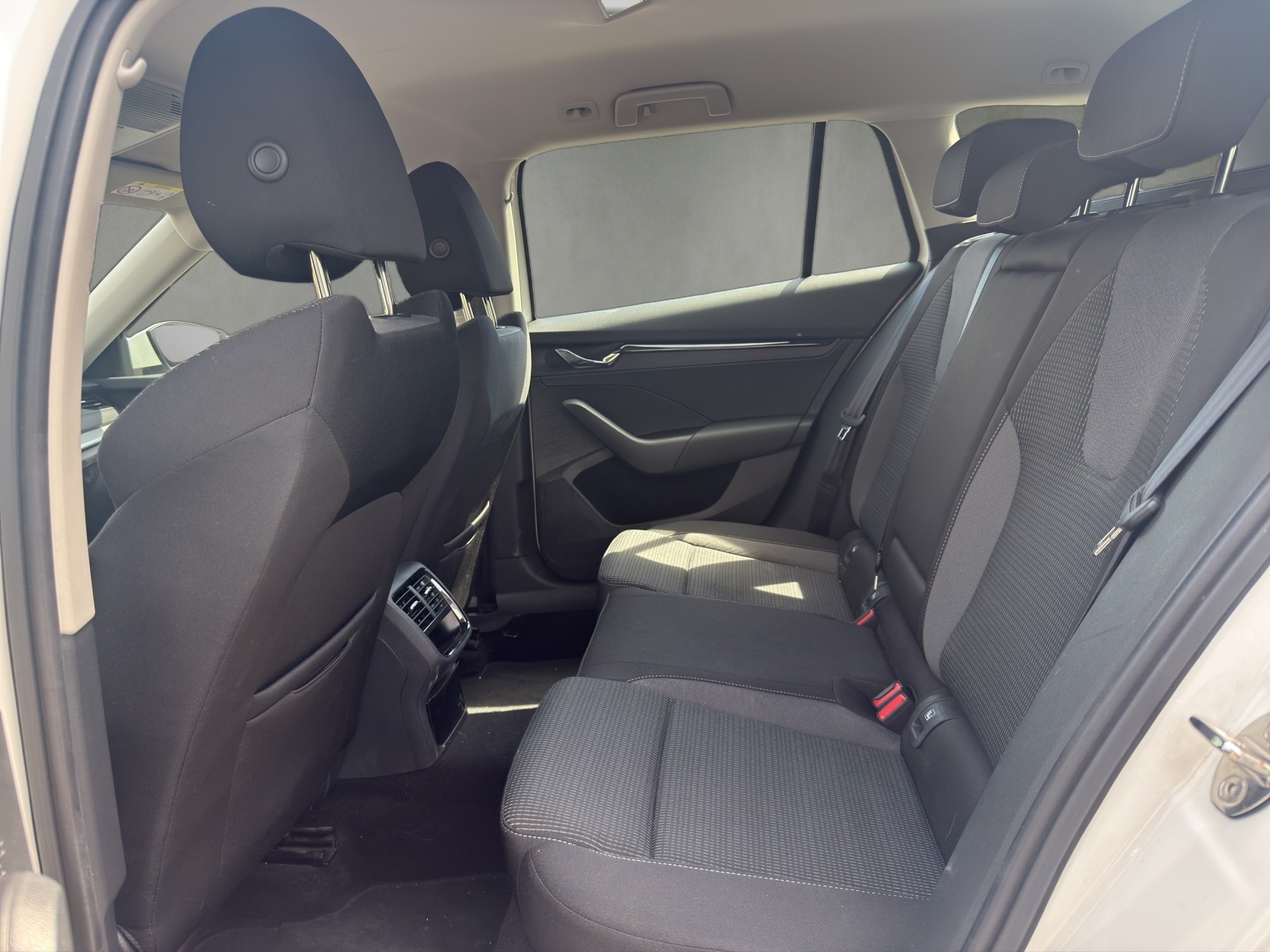 SKODA Octavia Combi 1.0 TSI mHEV DSG Style-image-13