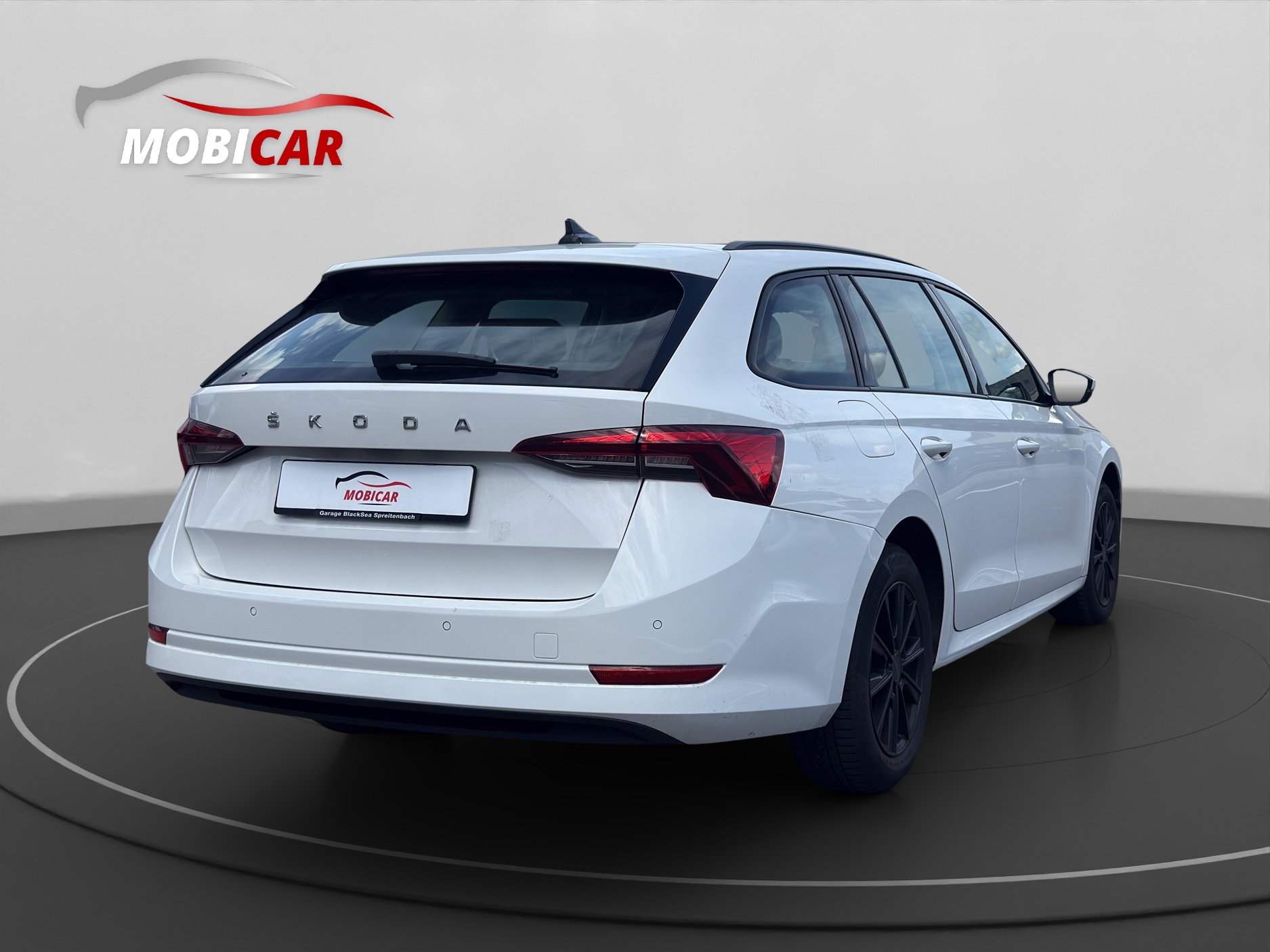 SKODA Octavia Combi 1.0 TSI mHEV DSG Style-image-4