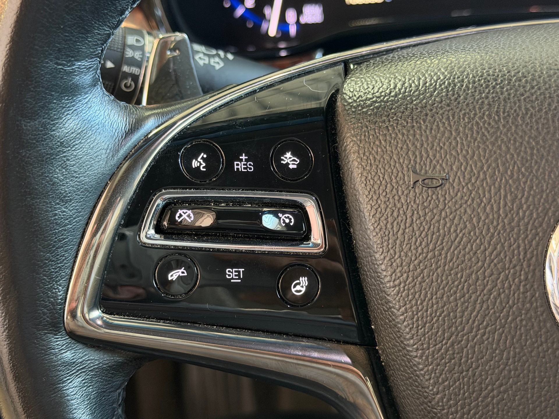 CADILLAC CTS Sedan 2.0 Turbo AWD Premium Automatic | CH-Auto | MFK 02.2025 | Ab Service |-image-19