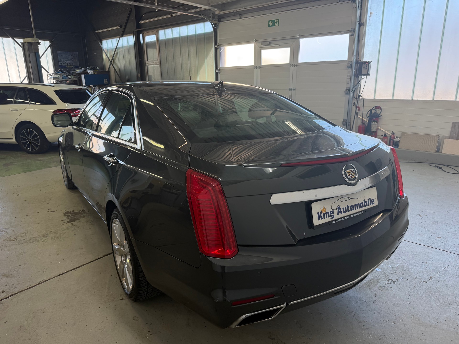CADILLAC CTS Sedan 2.0 Turbo AWD Premium Automatic | CH-Auto | MFK 02.2025 | Ab Service |-image-4