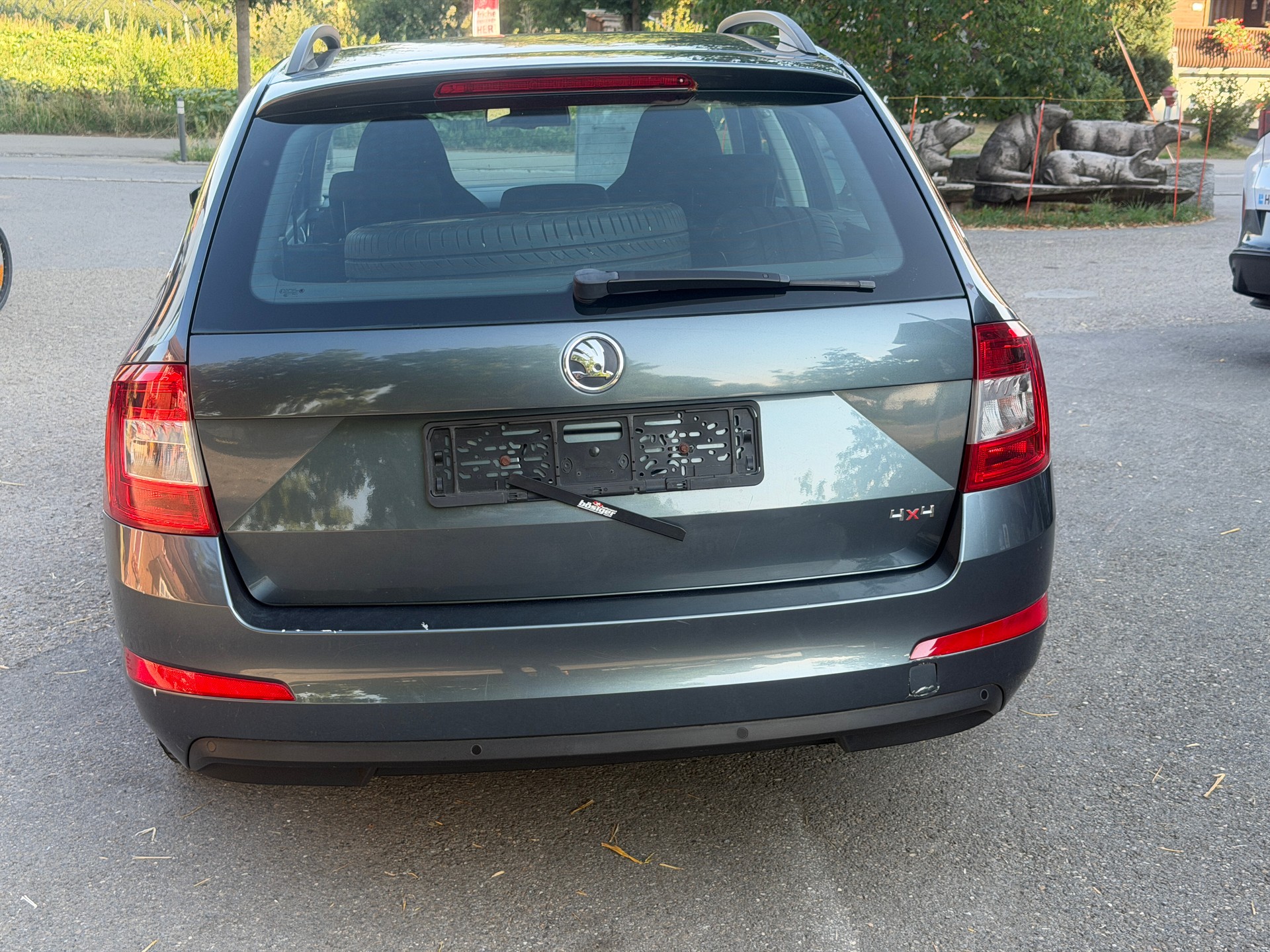 SKODA OCTAVIA 1.6-image-3