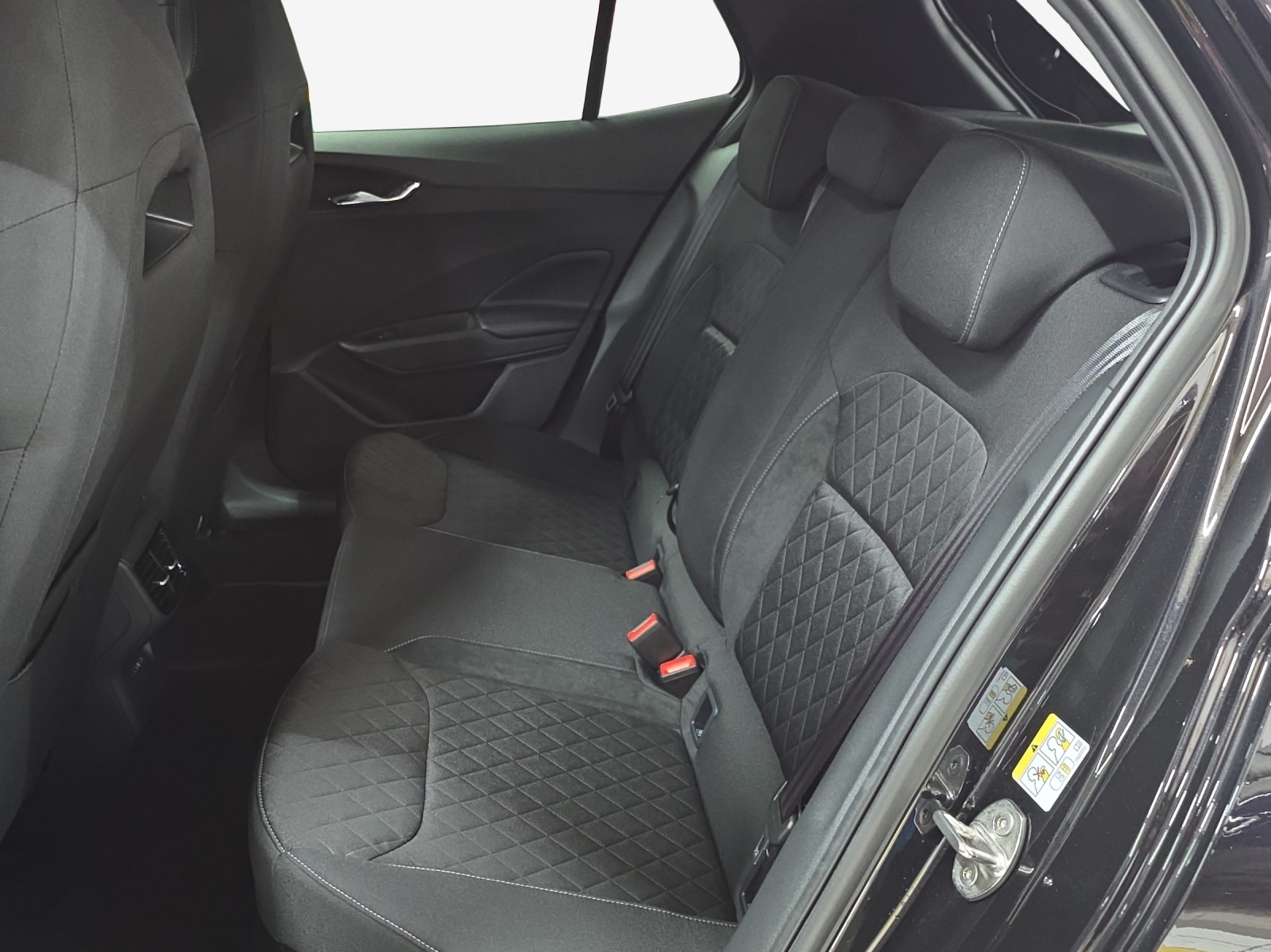 SKODA Fabia 1.5 TSI Dynamic DSG-image-11