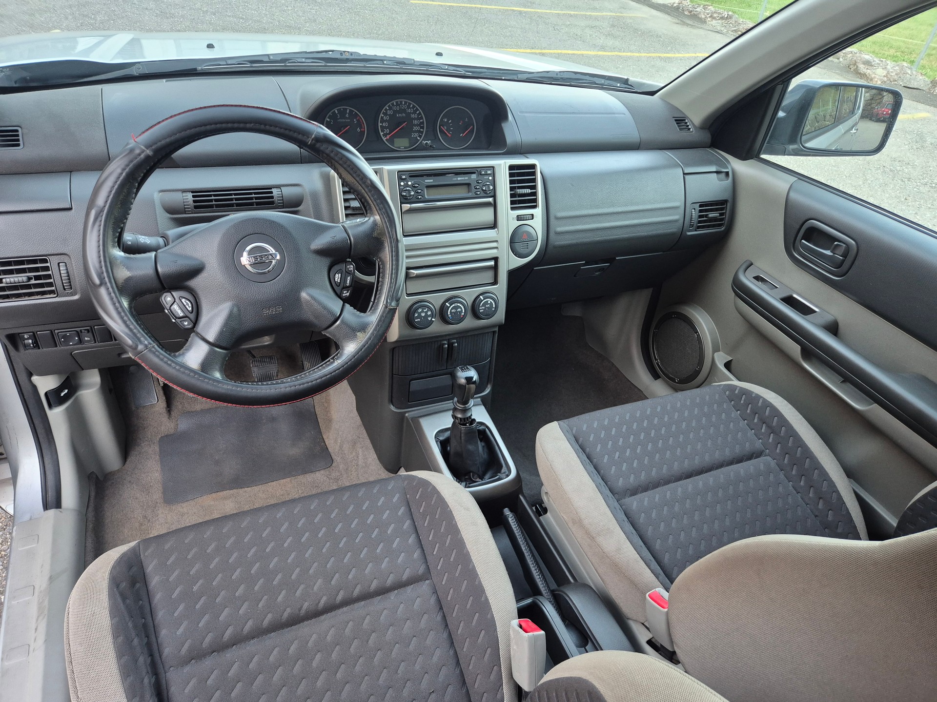 NISSAN X-Trail 2.2 DCI 4WD-image-5