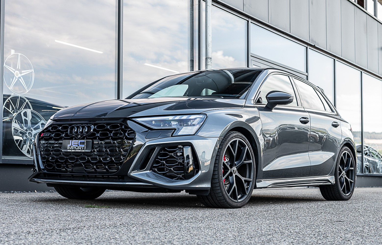AUDI RS3 SB 2.5 TSI quattro "Pack Carbone"-showroom-element-1