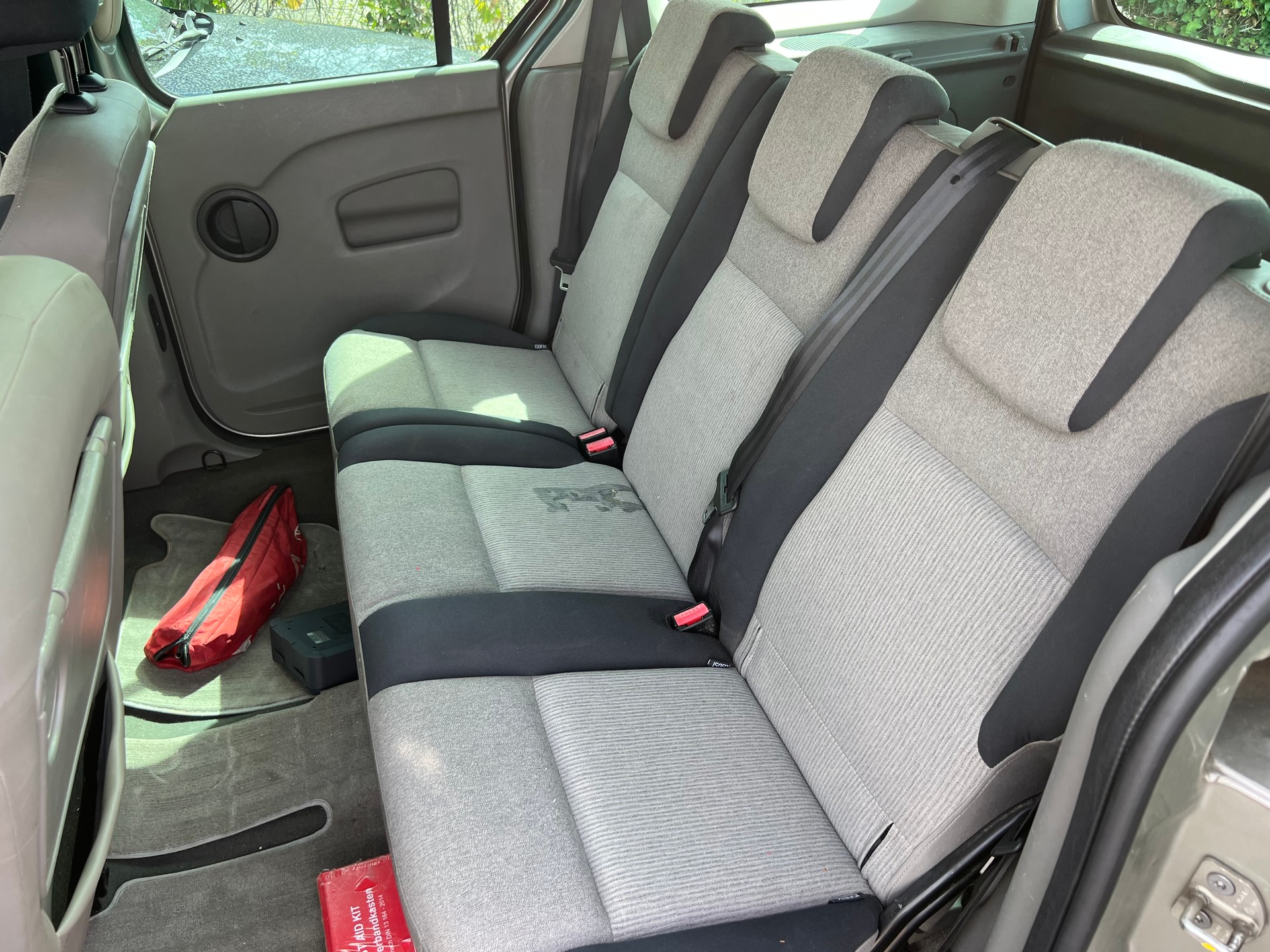 RENAULT Kangoo 1.6 16V Expression-image-6