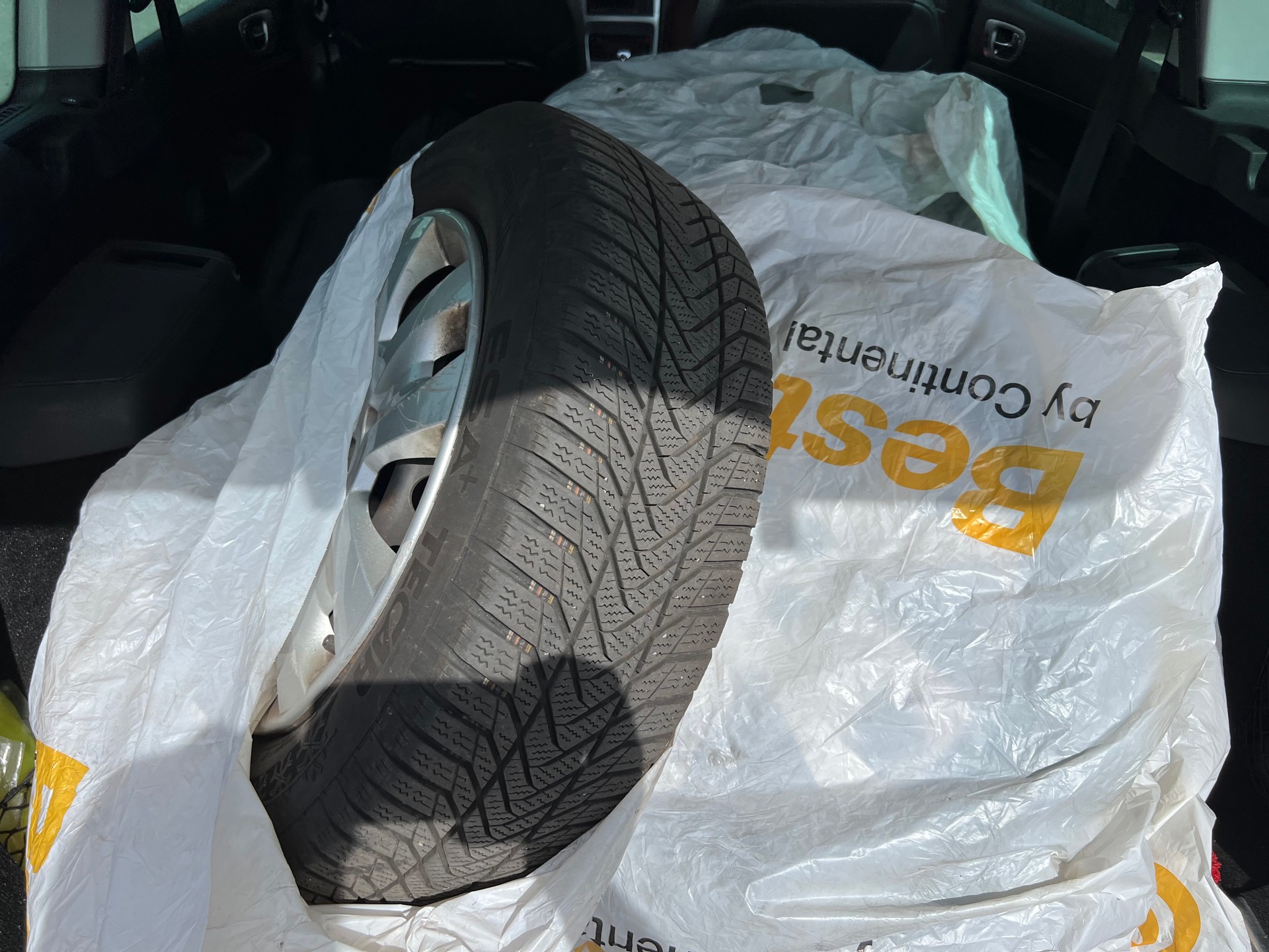RENAULT Kangoo 1.6 16V Expression-image-9