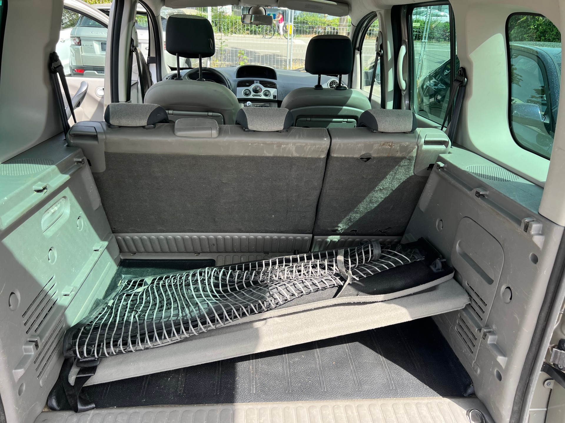RENAULT Kangoo 1.6 16V Expression-image-8