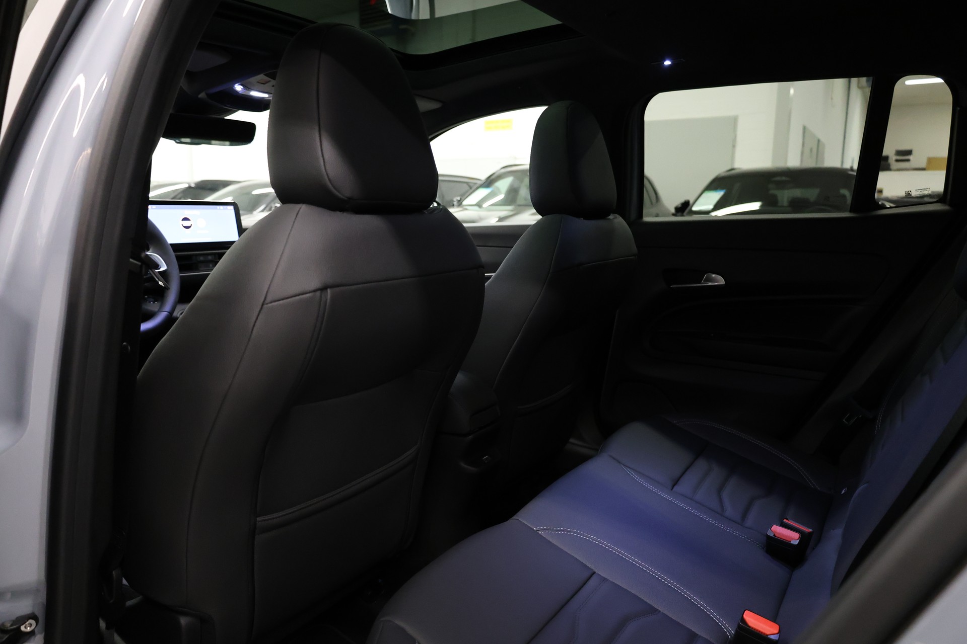 JEEP Avenger 1.2 MHEV Summit-image-23