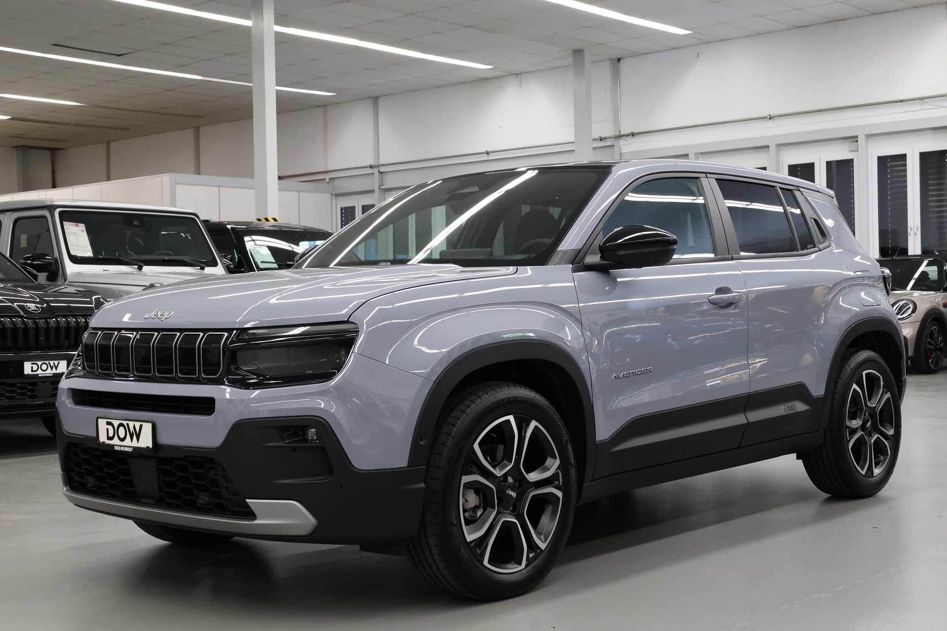 JEEP Avenger 1.2 MHEV Summit-showroom-element-2