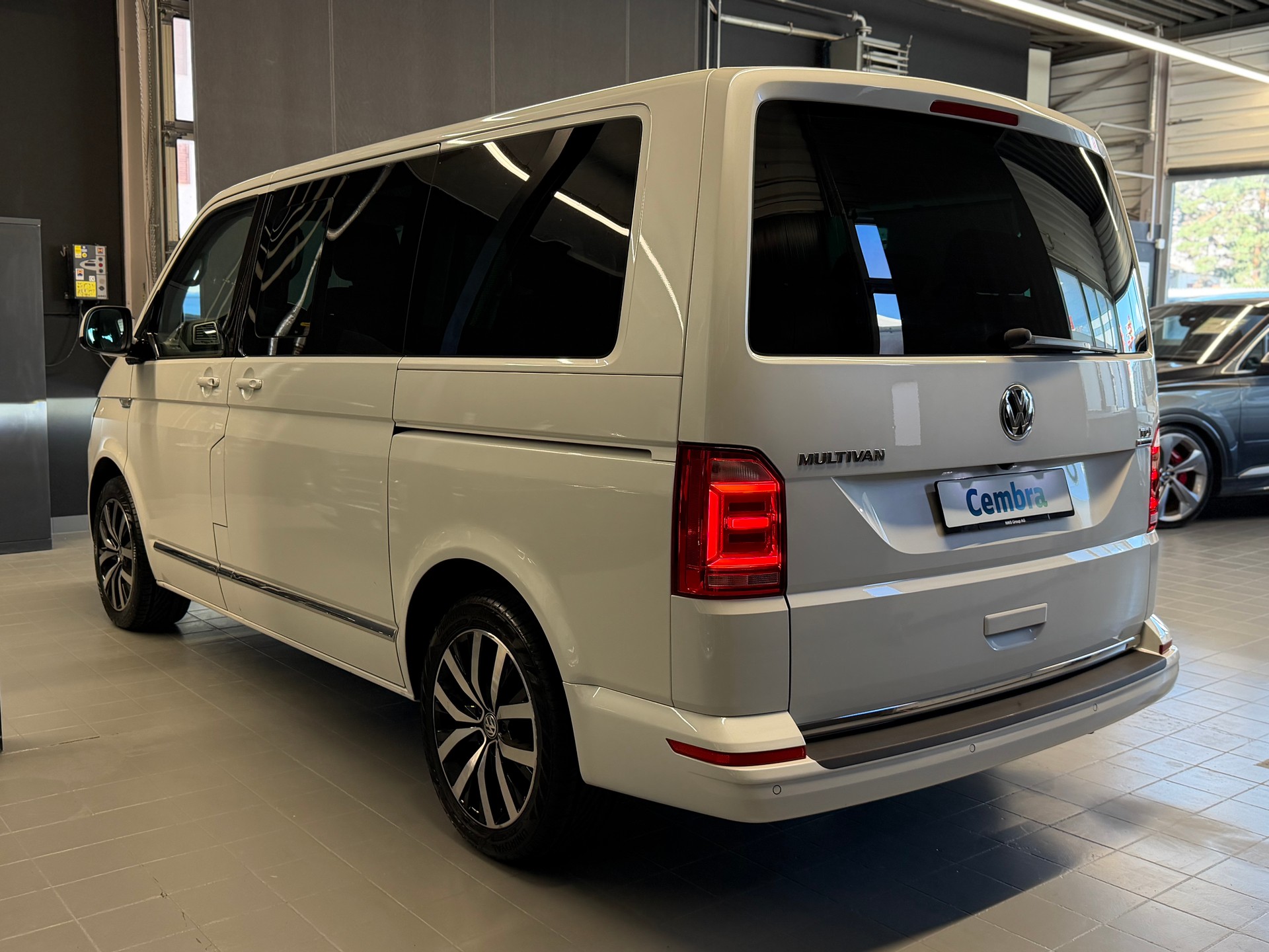 VW T6 Multivan 2.0 TDI Highline Liberty 4Mot. DSG-image-4