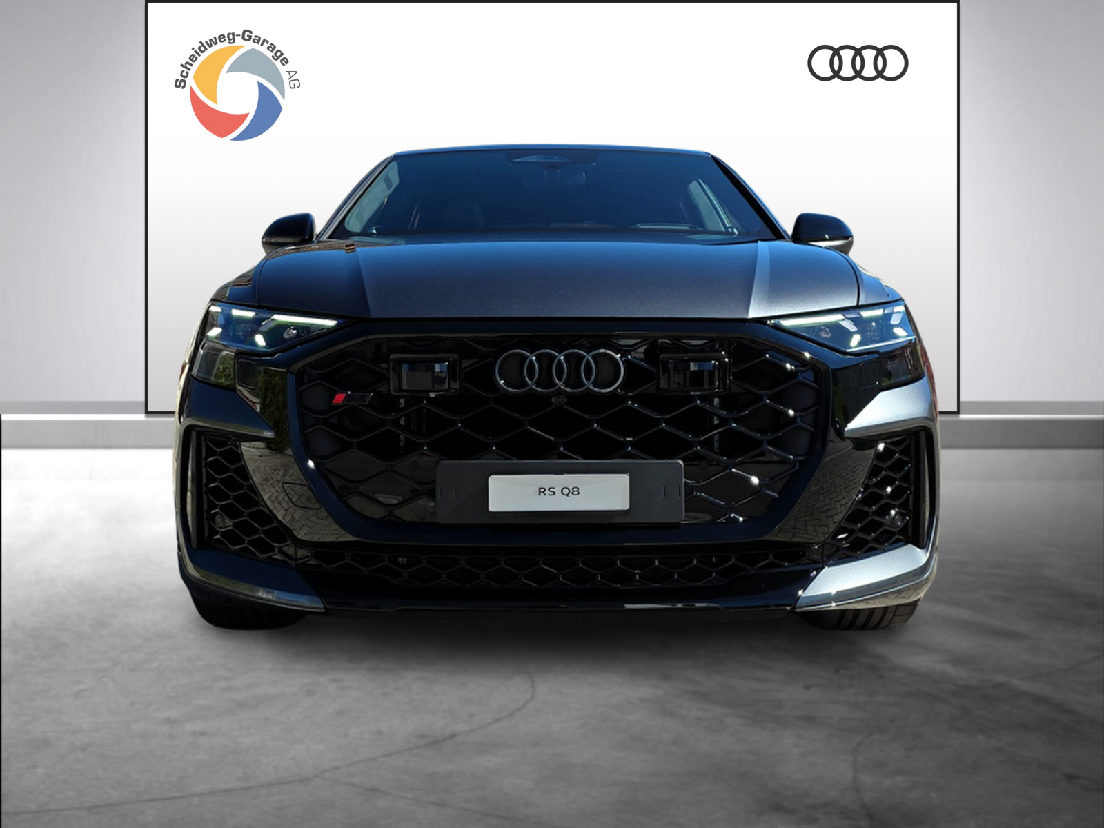 AUDI RSQ8 performance quattro-showroom-element-1