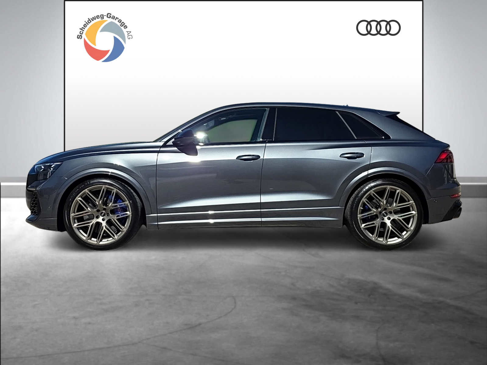 AUDI RSQ8 performance quattro-showroom-element-2