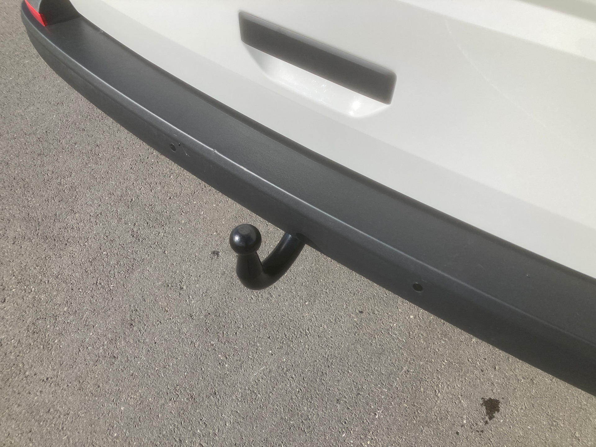 VW T6 2.0 TDI 4Motion 9 Sitzer + Anhängerkupplung-image-5