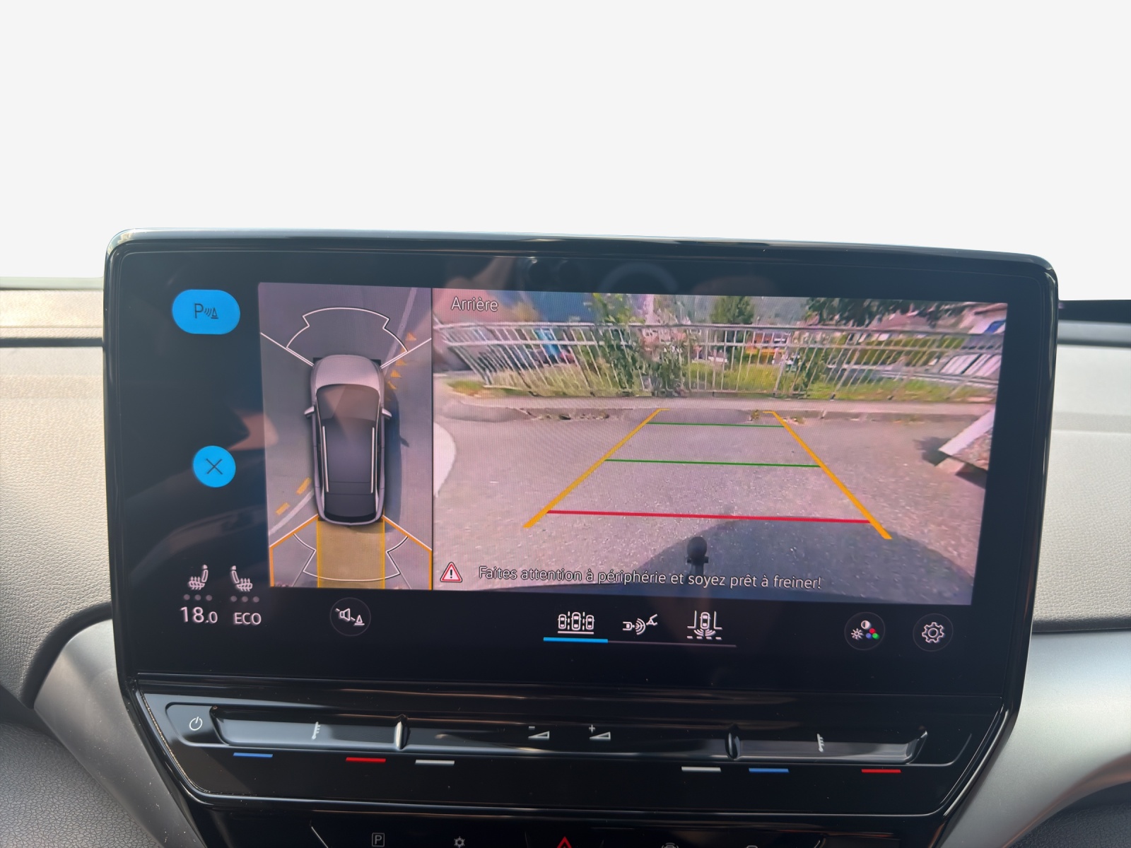 VW ID.4 Pro Performance 77 kWh 1ST Max-image-16