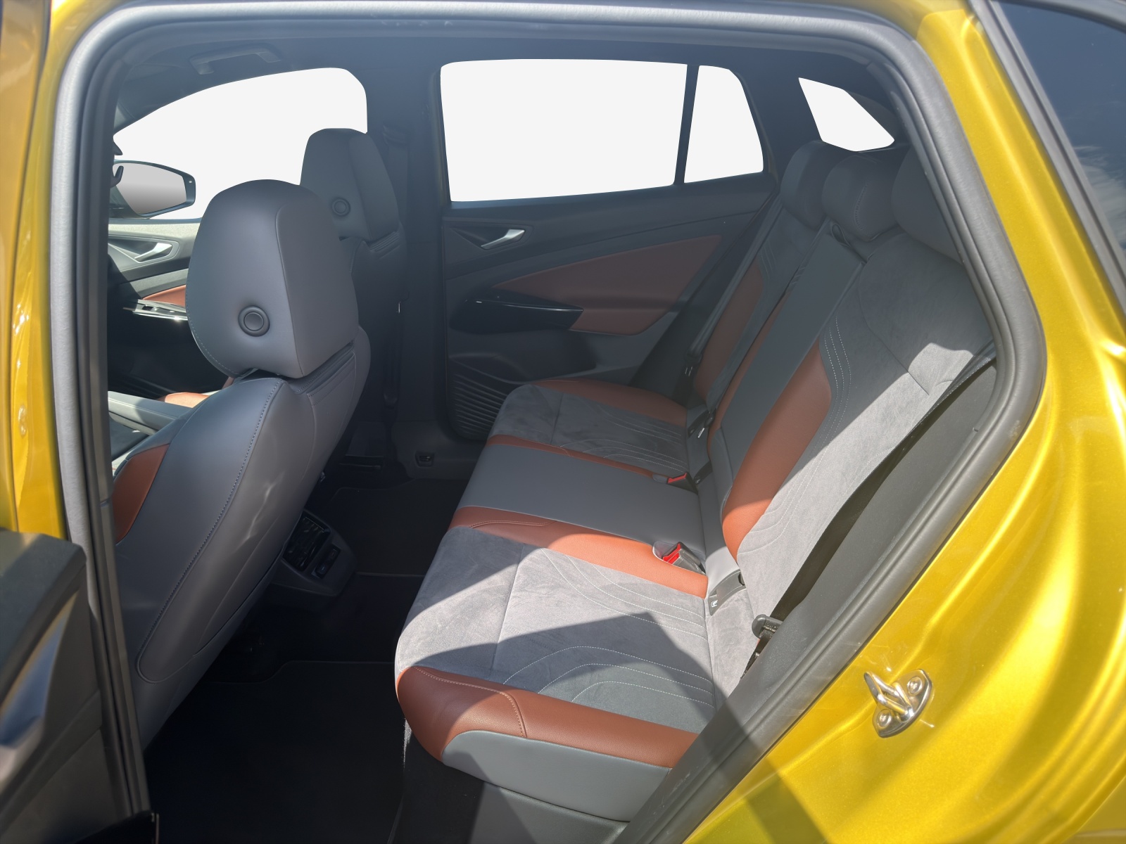 VW ID.4 Pro Performance 77 kWh 1ST Max-image-12