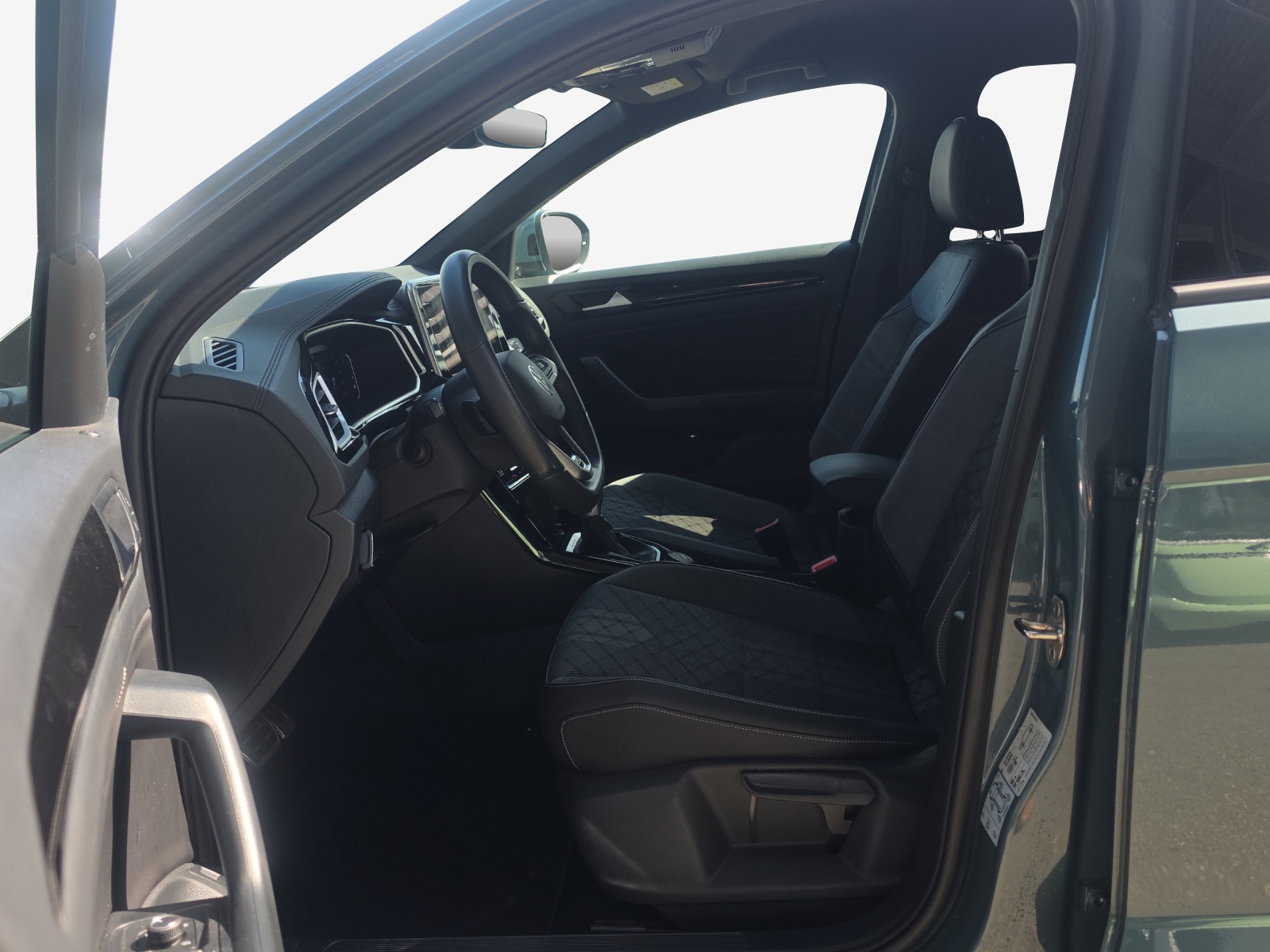 VW T-Roc 2.0 TSI R-Line DSG 4Motion-image-7