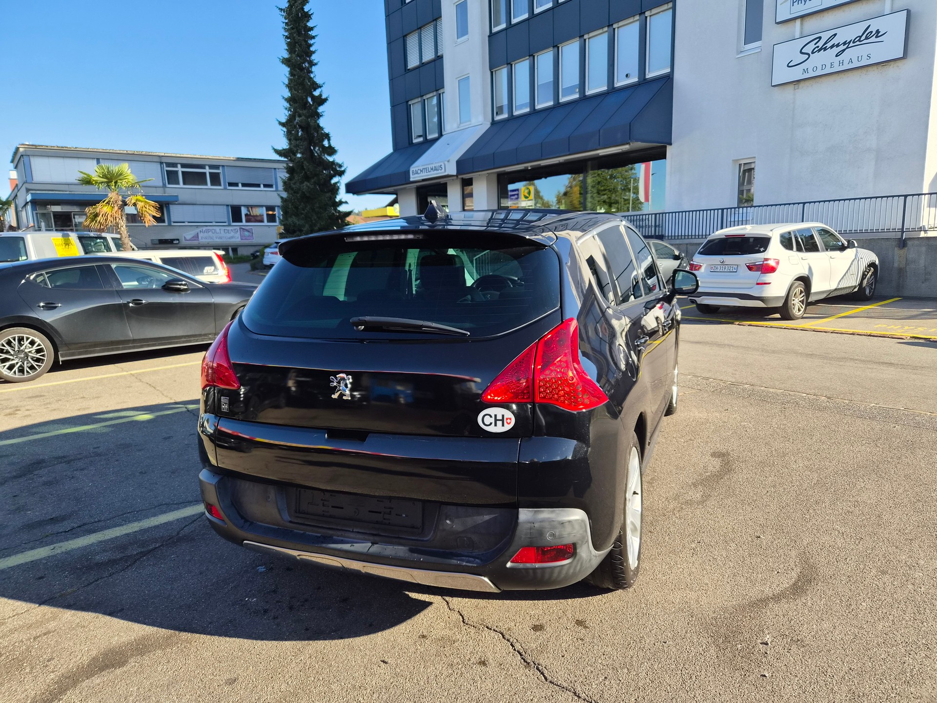 PEUGEOT 3008 HYbrid4 2.0 HDI EGS6-showroom-element-2