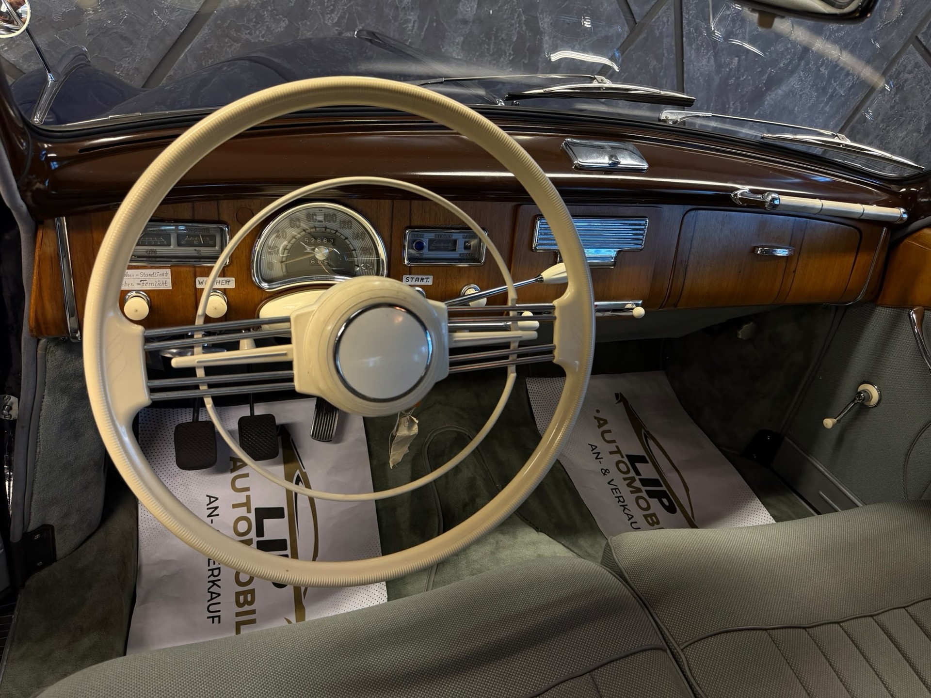 BMW 502A-image-10