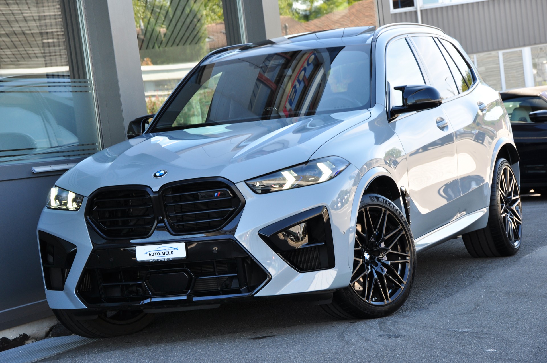 BMW X5M Competition ** CH FAHRZEUG **-showroom-element-3