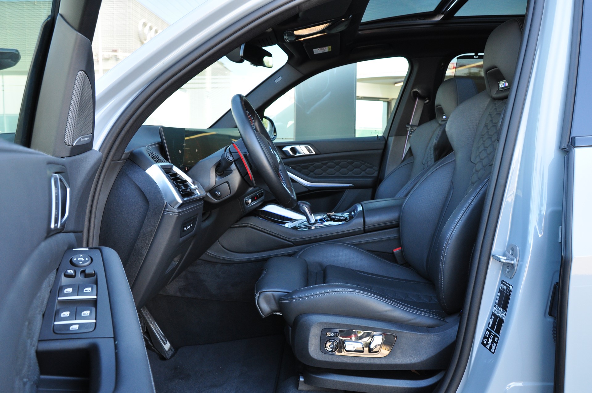 BMW X5M Competition ** CH FAHRZEUG **-image-15