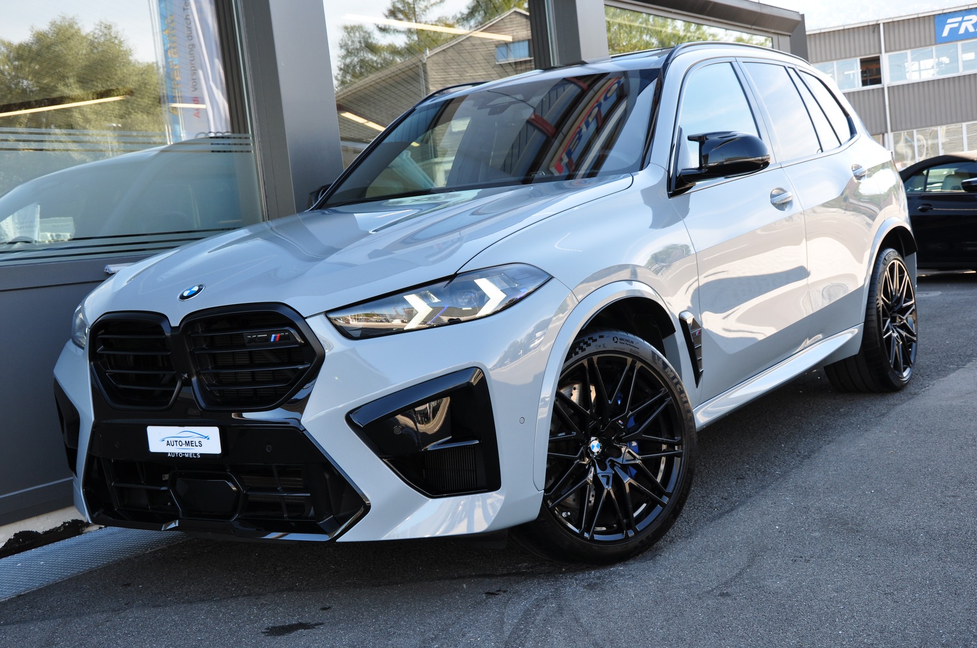 BMW X5M Competition ** CH FAHRZEUG **-showroom-element-2