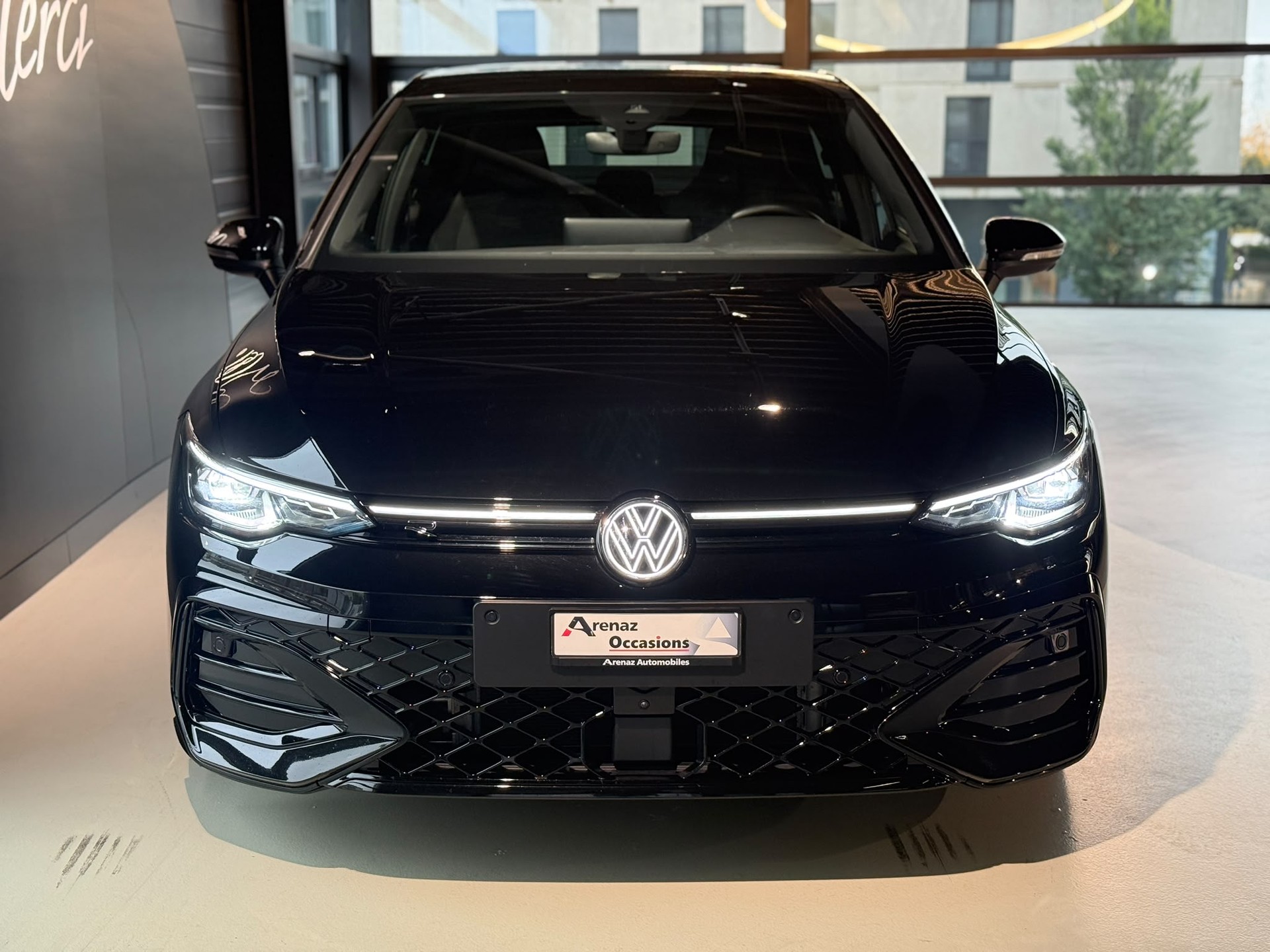 VW Golf 2.0 TSI R-Line DSG 4 Motion-showroom-element-1