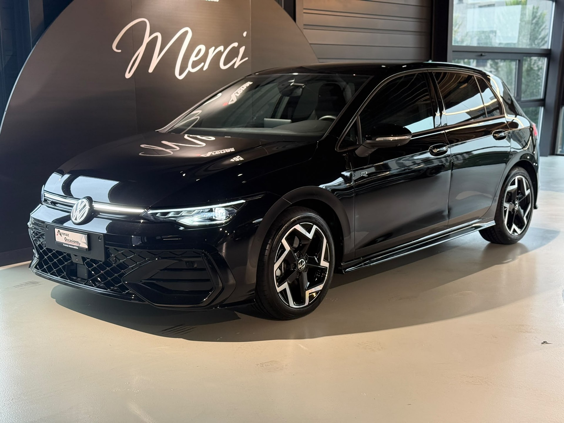VW Golf 2.0 TSI R-Line DSG 4 Motion-showroom-element-2