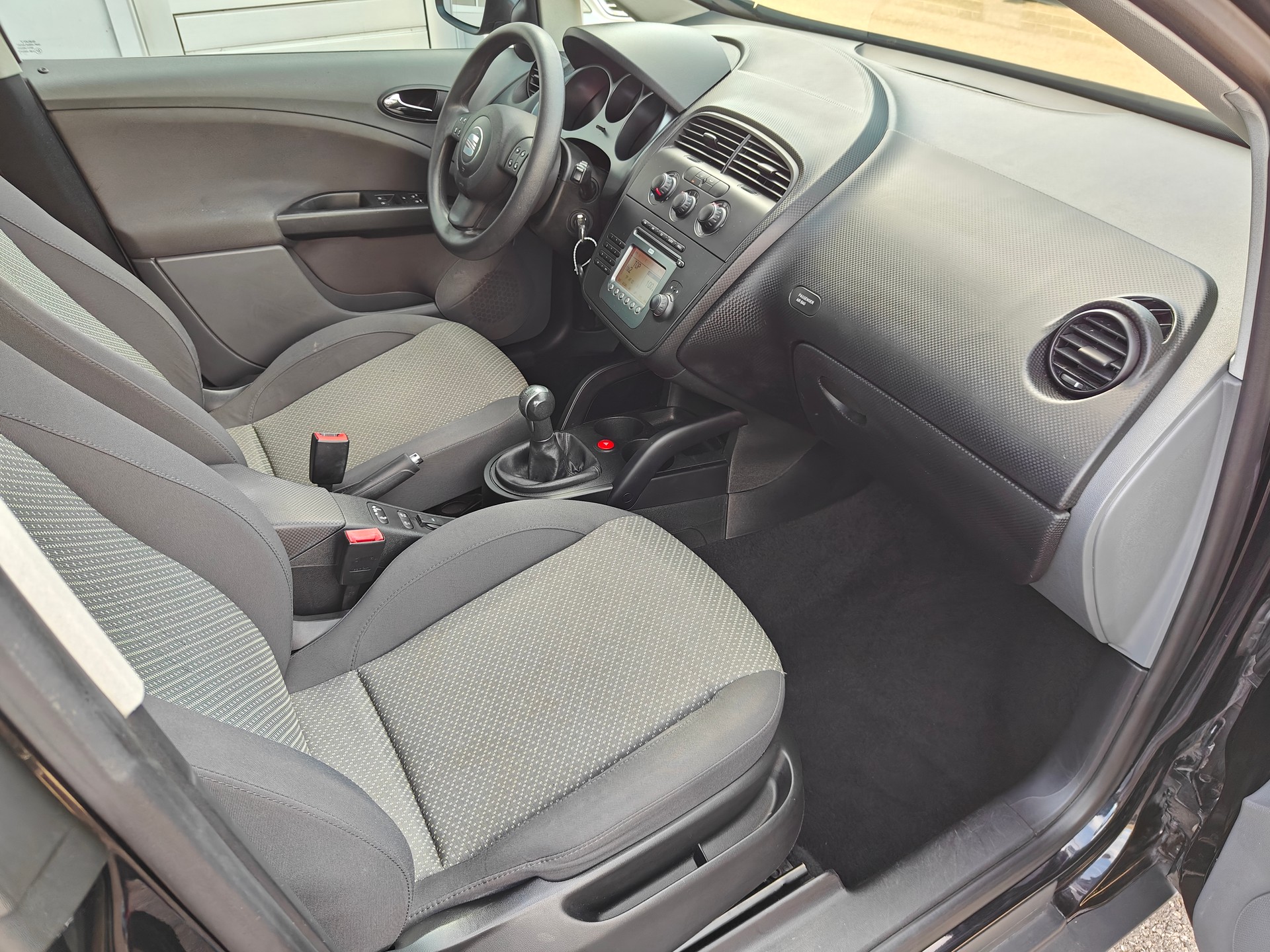 SEAT Altea 1.6 Reference-image-14