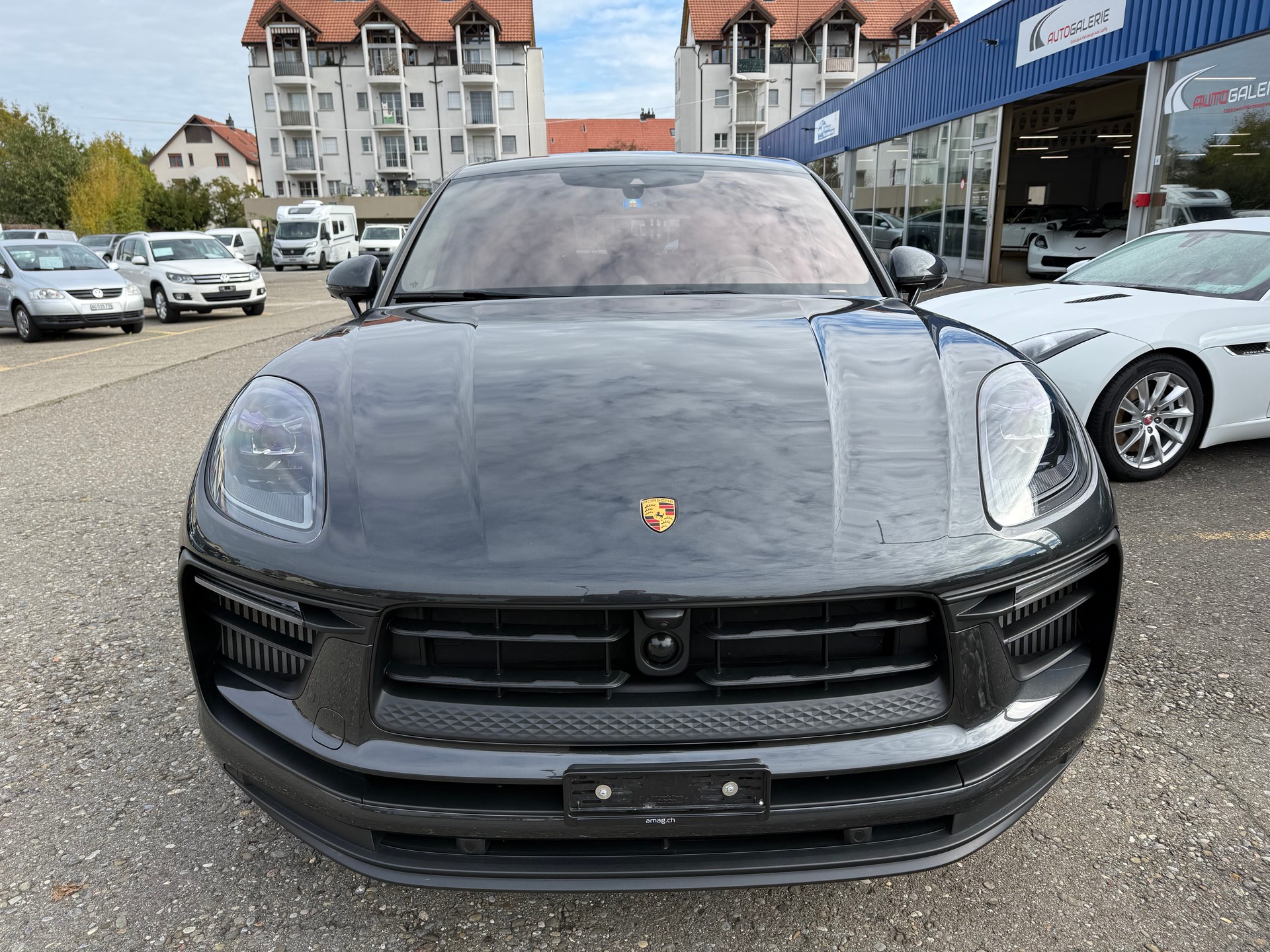 PORSCHE Macan S PDK-showroom-element-1