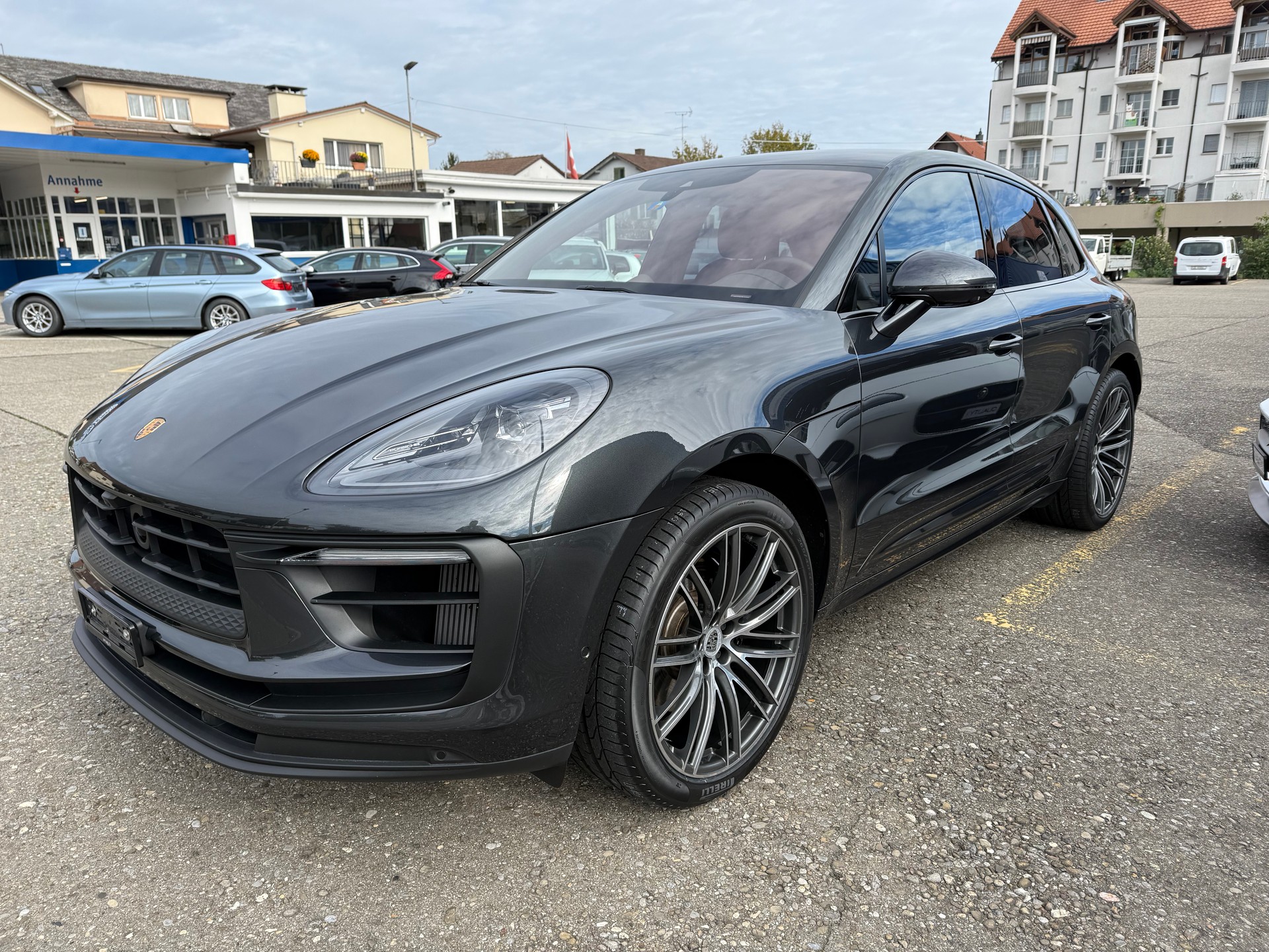 PORSCHE Macan S PDK-showroom-element-2