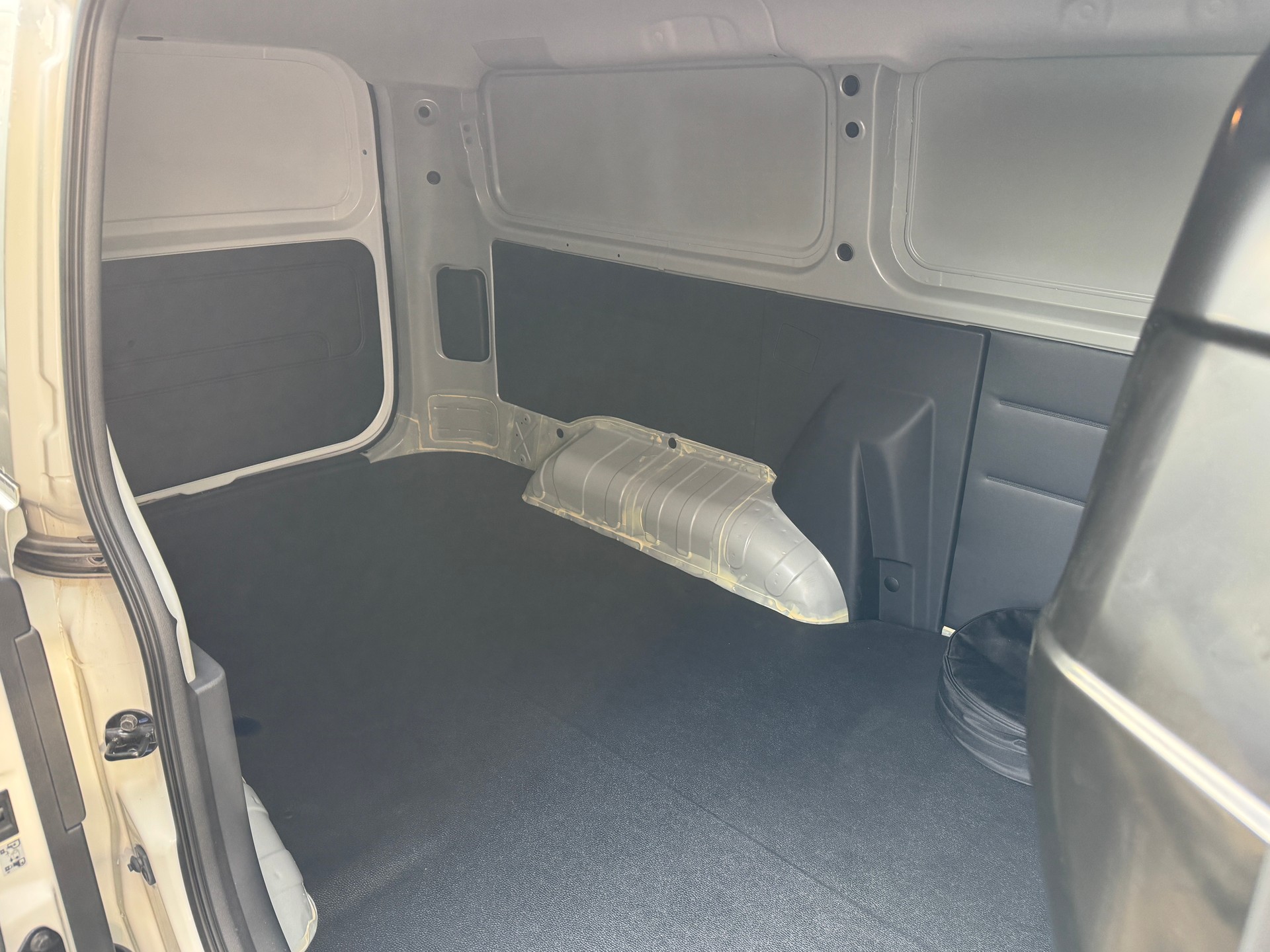 JAC M3ev-image-7