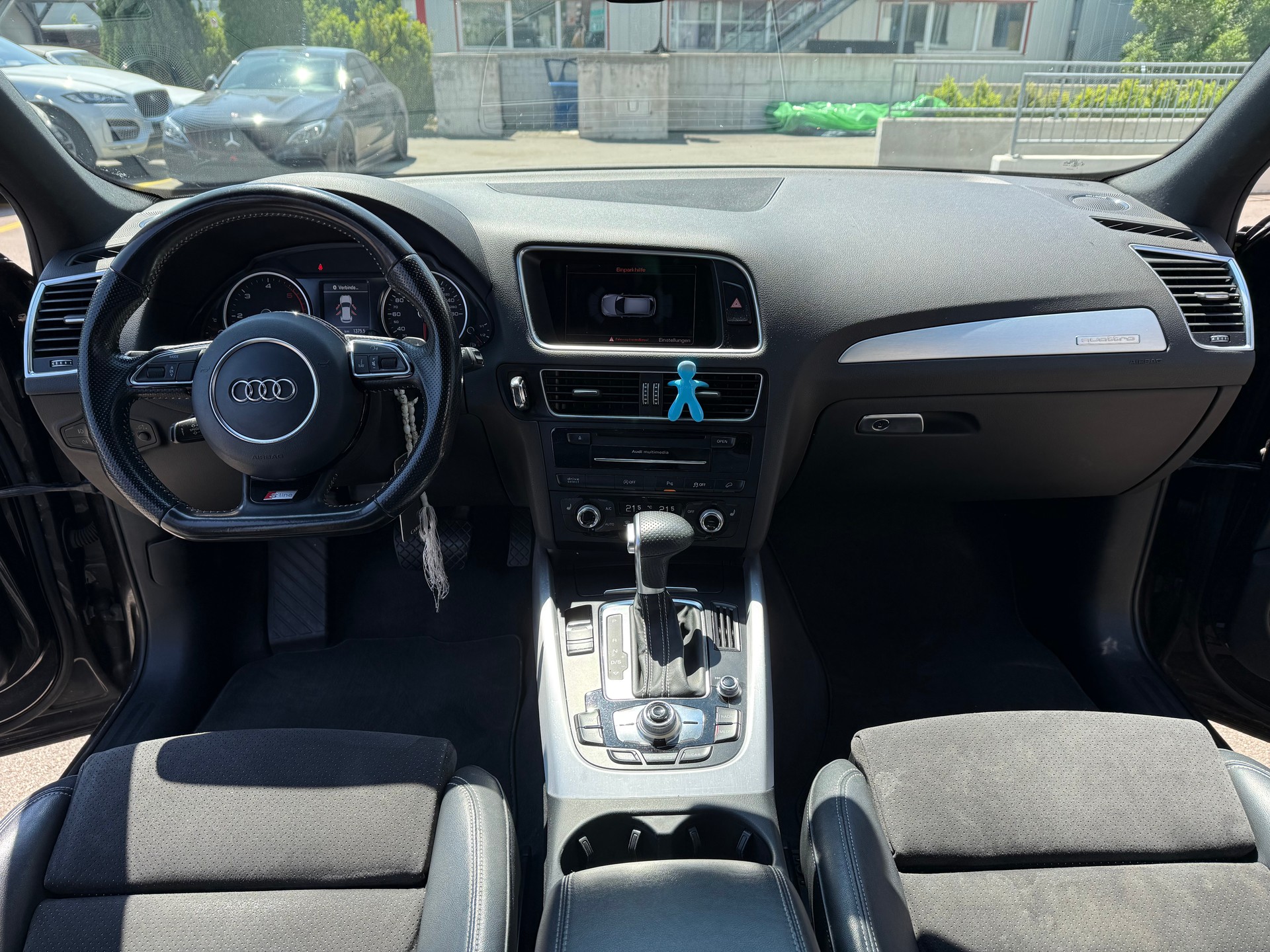 AUDI Q5 2.0 TDI quattro S-tronic-image-11