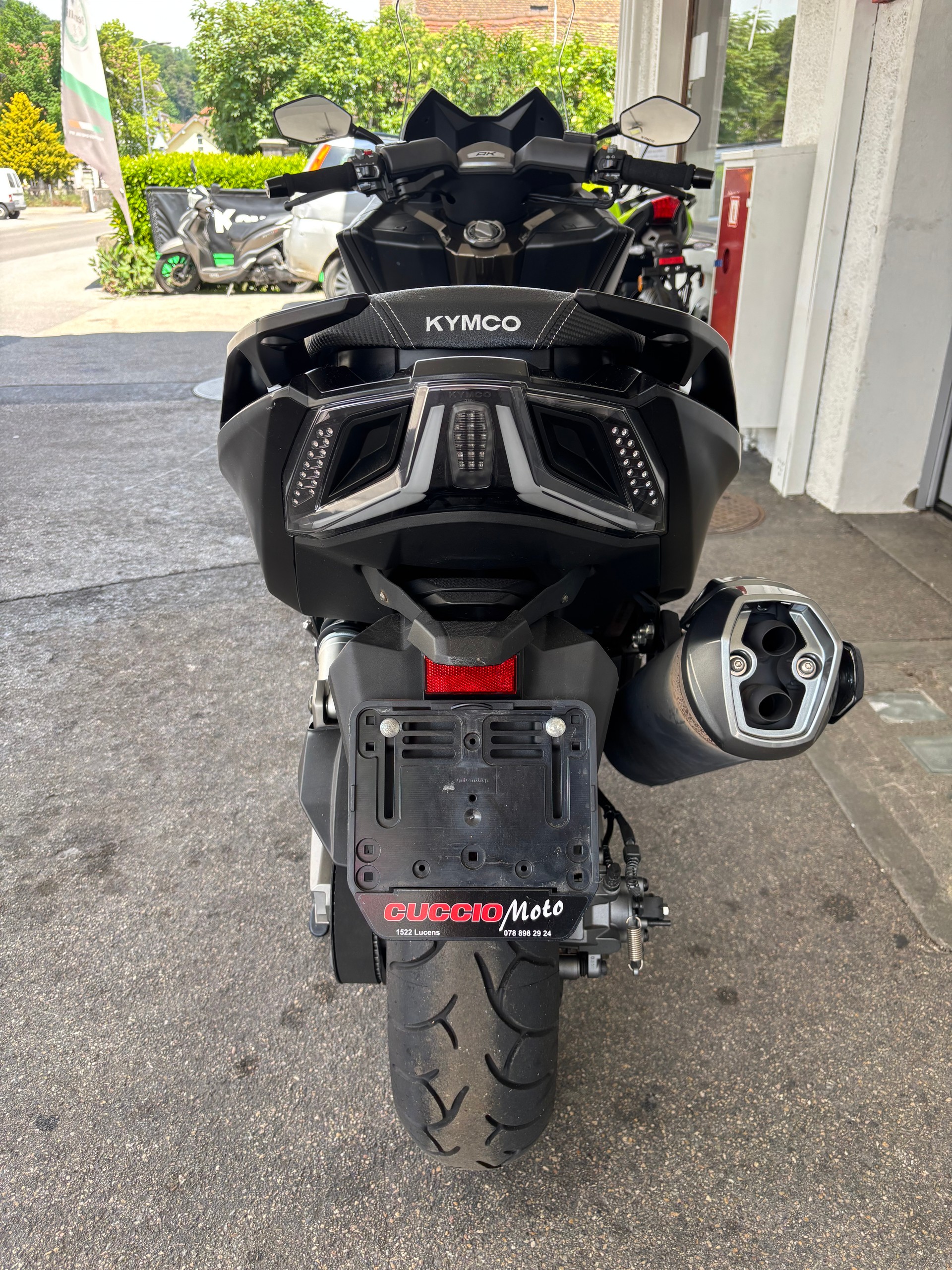 KYMCO AK 550i ABS-image-1
