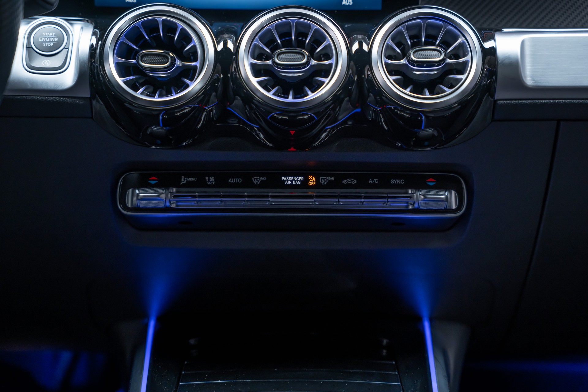 MERCEDES-BENZ GLB 250 AMG Line 4matic / Facelift / Rückfahrkamera / Ambientebeleuchtung-image-38
