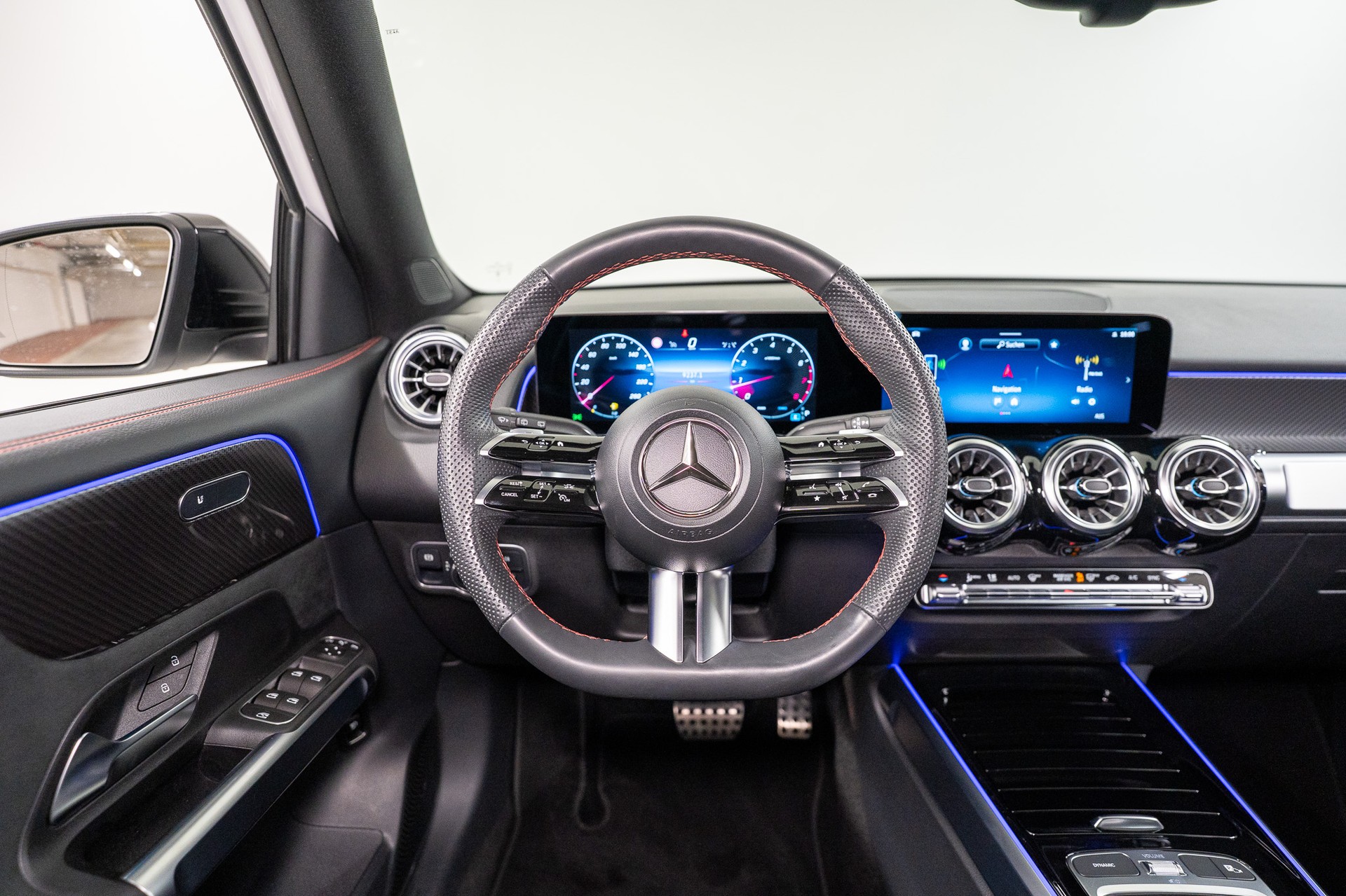 MERCEDES-BENZ GLB 250 AMG Line 4matic / Facelift / Rückfahrkamera / Ambientebeleuchtung-image-15