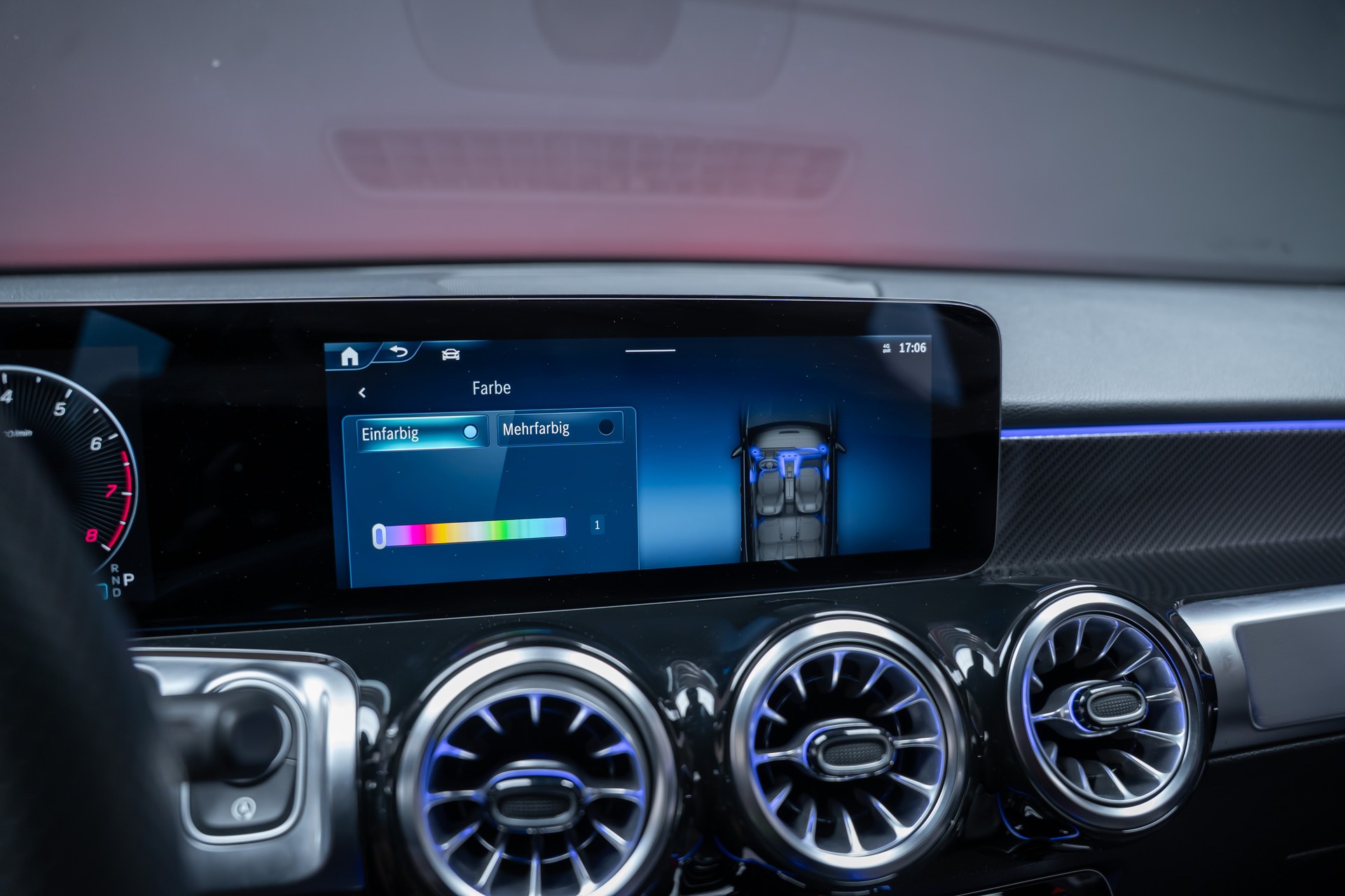 MERCEDES-BENZ GLB 250 AMG Line 4matic / Facelift / Rückfahrkamera / Ambientebeleuchtung-image-34