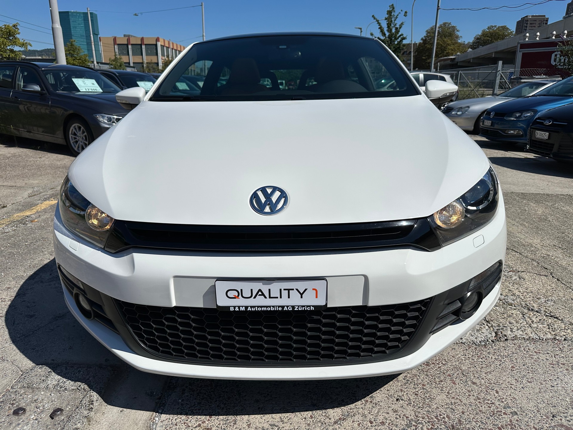 VW Scirocco 2.0 TSI DSG 200 PS-showroom-element-1