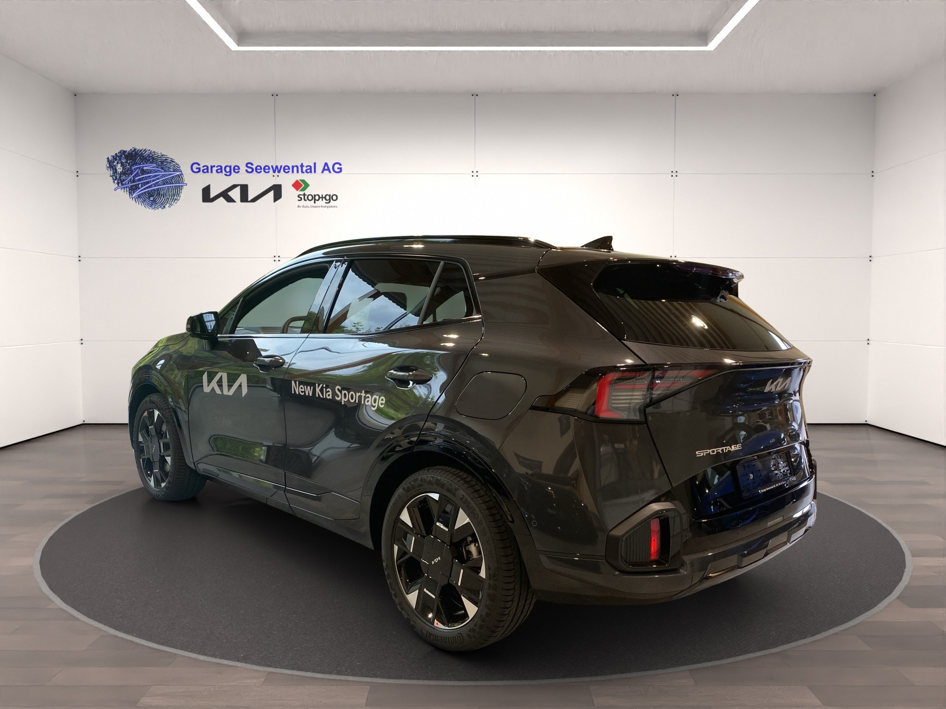 KIA GT Line-showroom-element-3