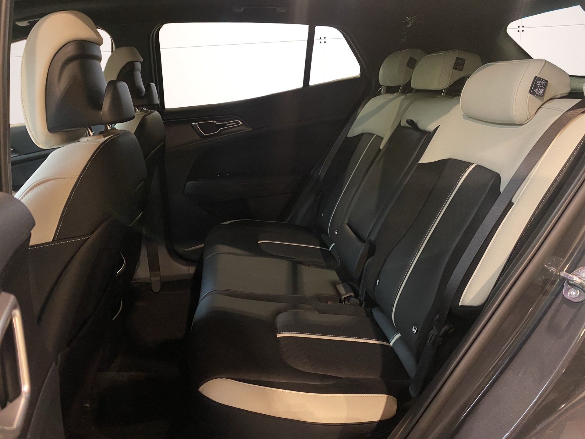 KIA GT Line-image-11