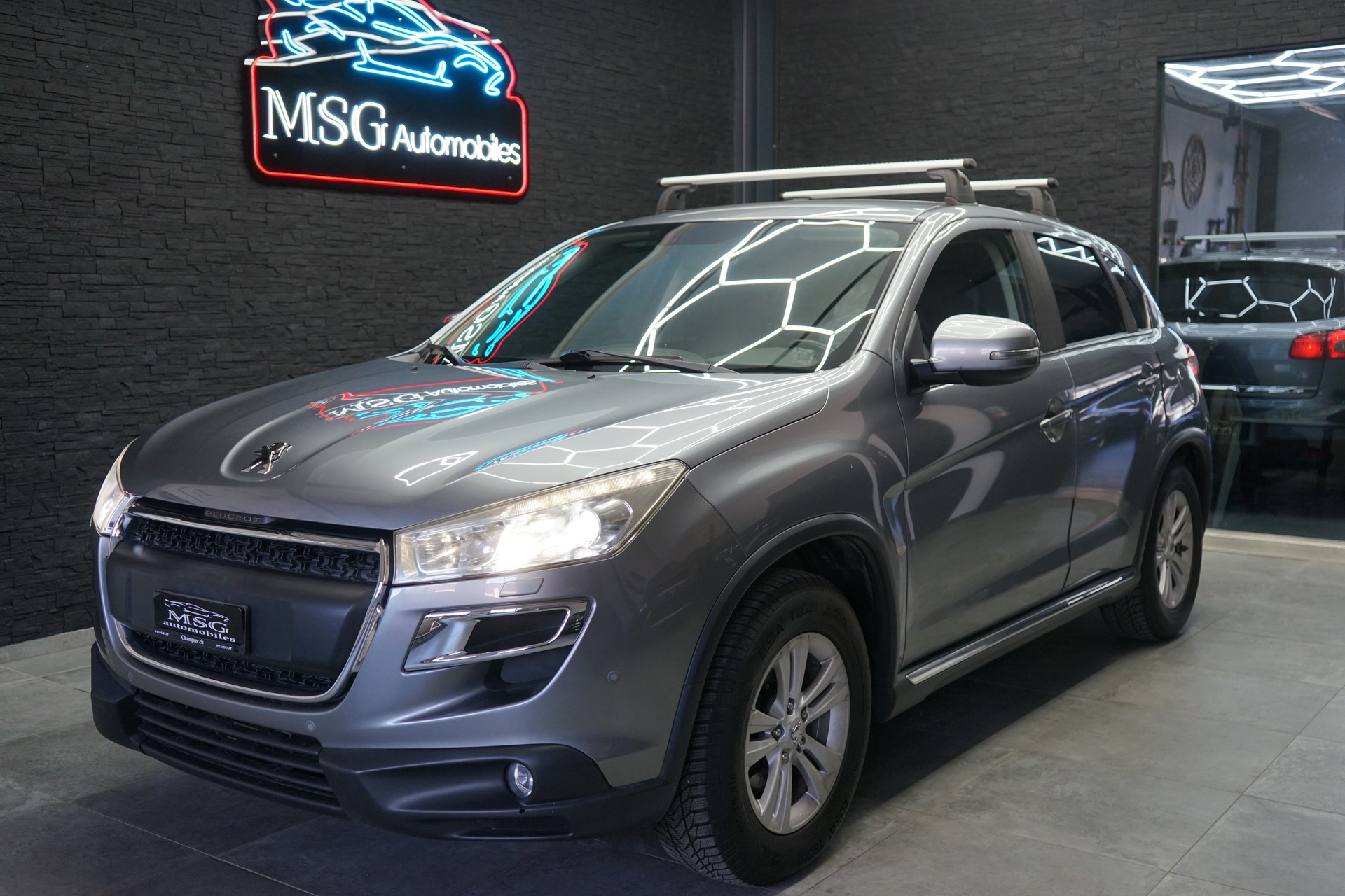 PEUGEOT 4008 1.6 HDi Allure 4WD