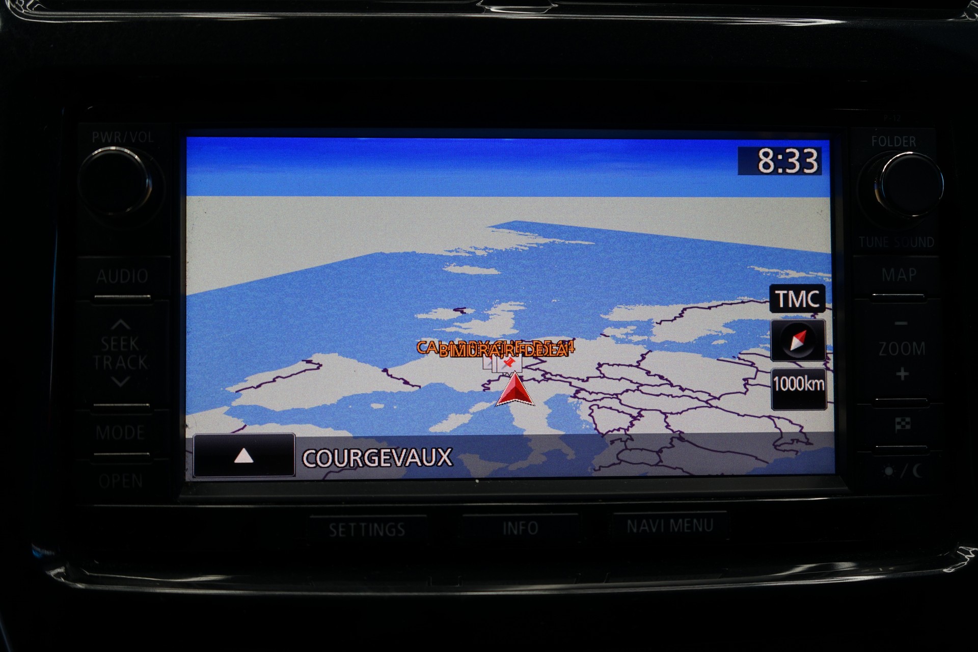 PEUGEOT 4008 1.6 HDi Allure 4WD-image-11