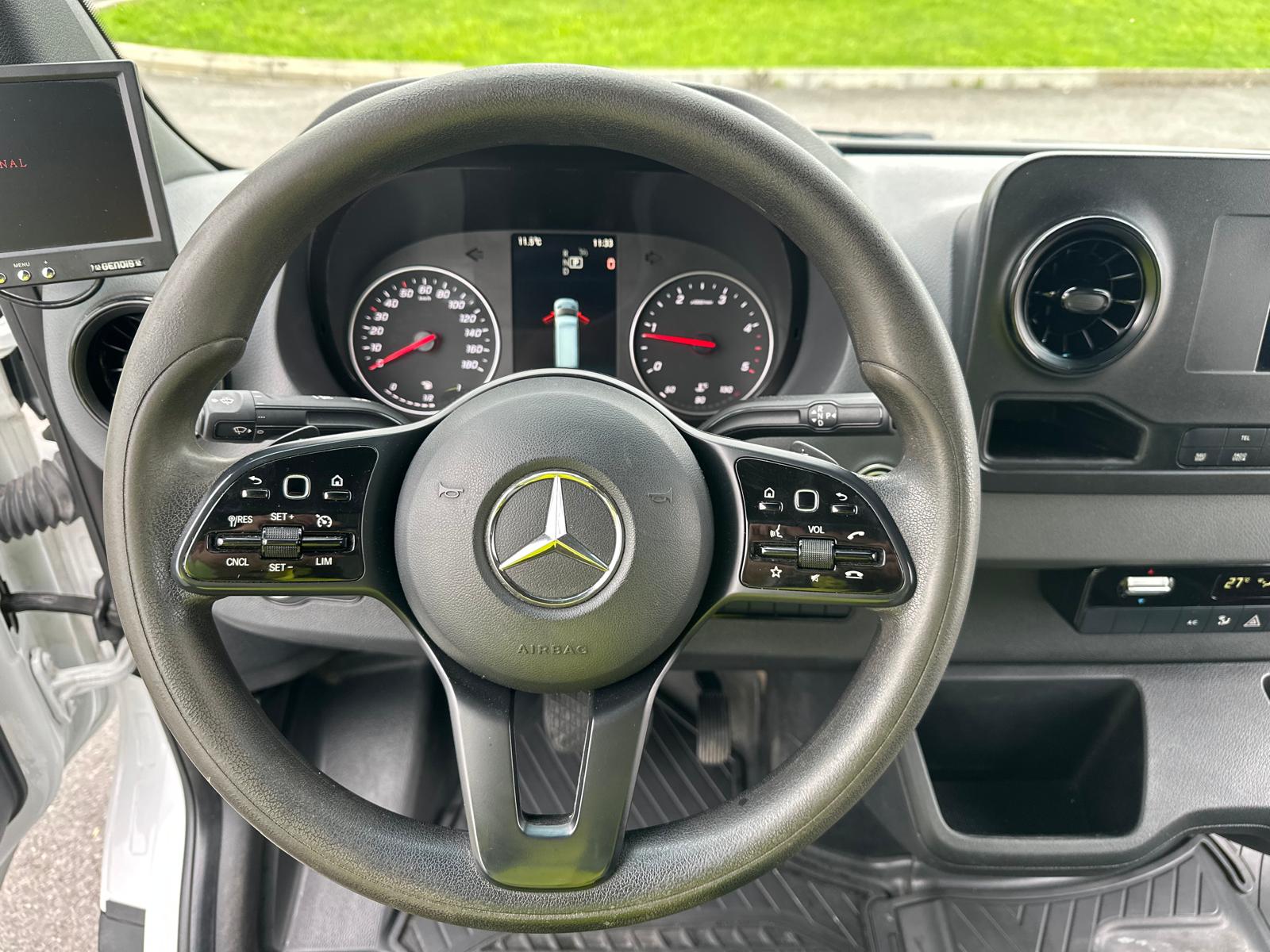 MERCEDES-BENZ Sprinter 316 CDI-image-22