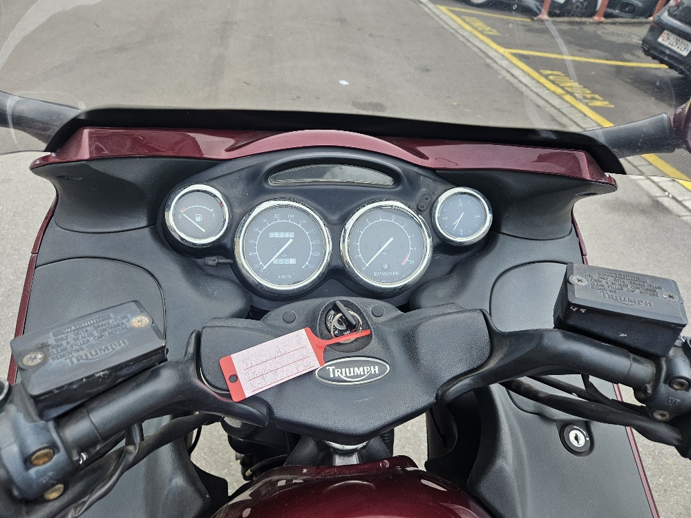 TRIUMPH Trophy 1200-image-9