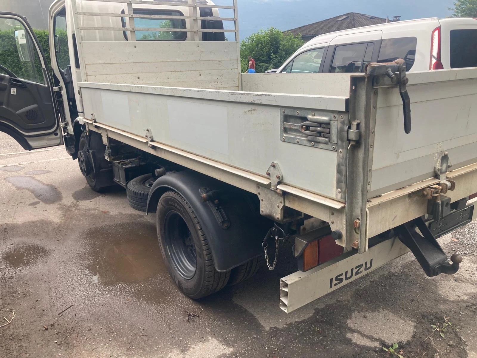 ISUZU NLR 85 - L 35 F Adaptor-image-9