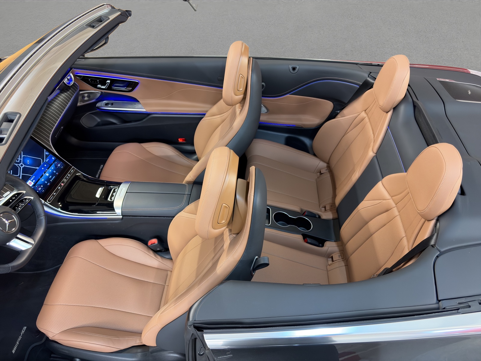 MERCEDES-BENZ CLE 200 4M - Cabrio - AMG / DISTRONIC / 360 Grad Kamera / Head-Up Display-image-10