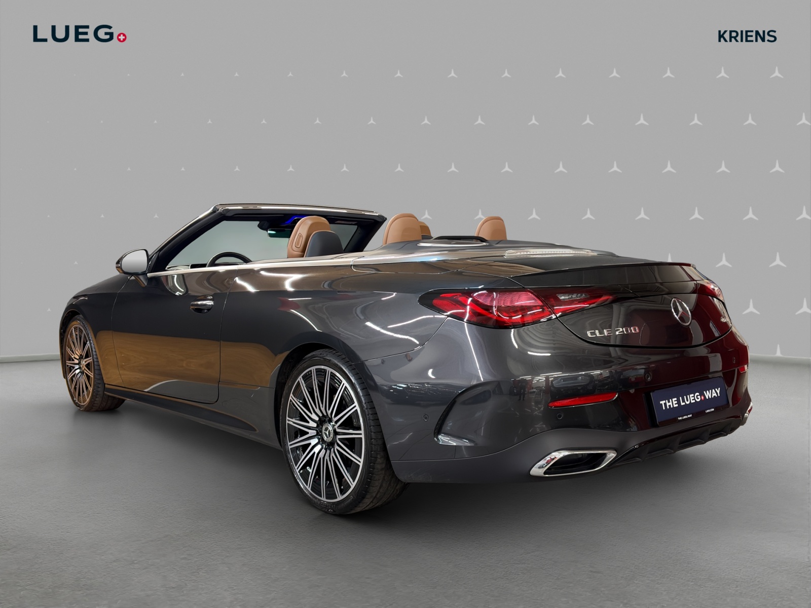 MERCEDES-BENZ CLE 200 4M - Cabrio - AMG / DISTRONIC / 360 Grad Kamera / Head-Up Display-image-2