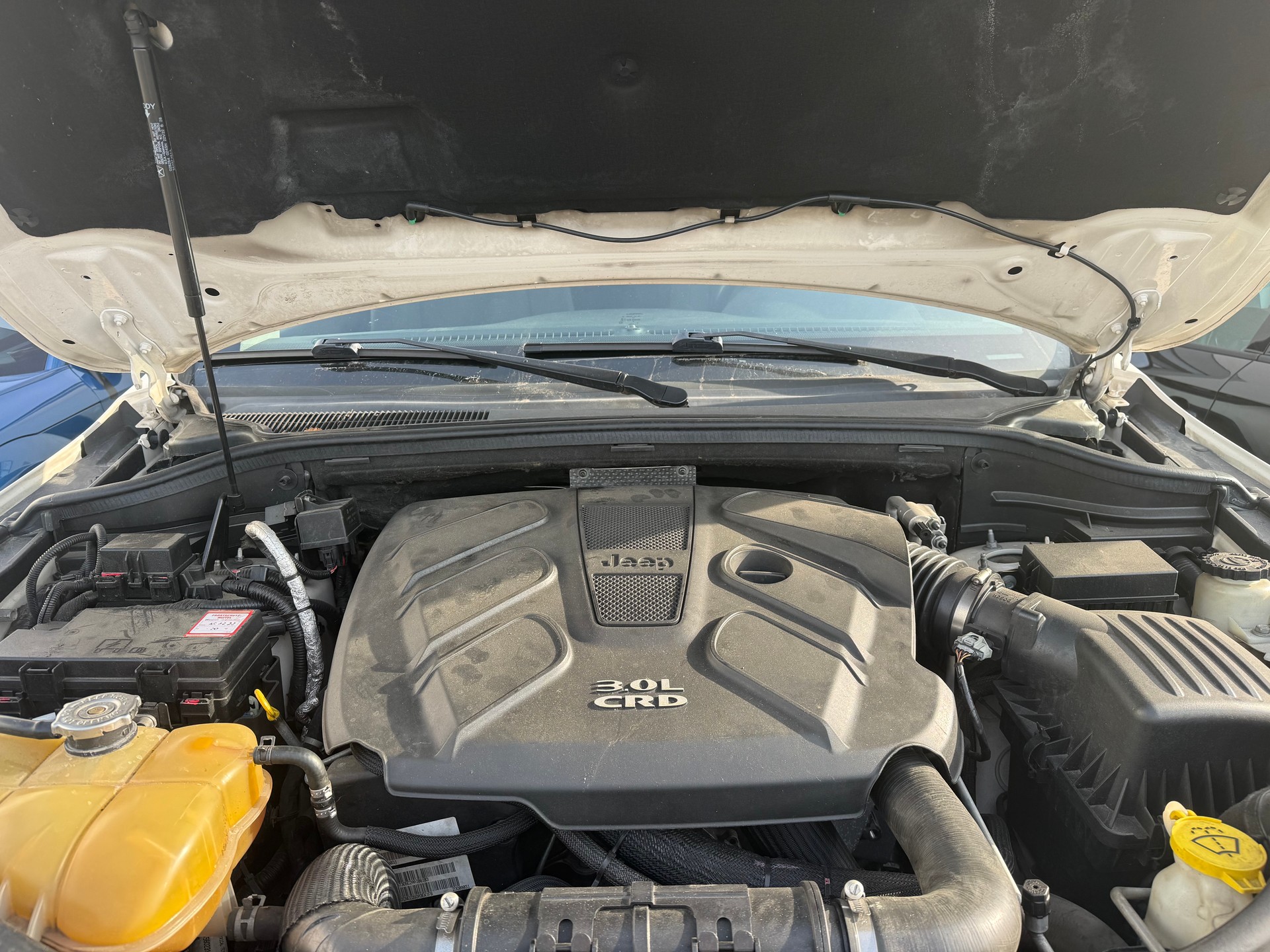 JEEP Grand Cherokee 3.0 CRD Laredo Automatic-image-3