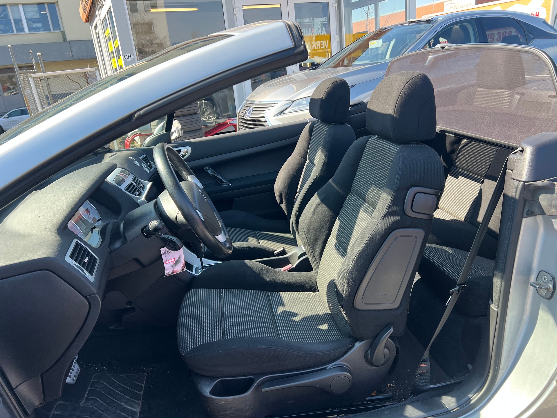 PEUGEOT 307 CC 2.0 16V-image-11
