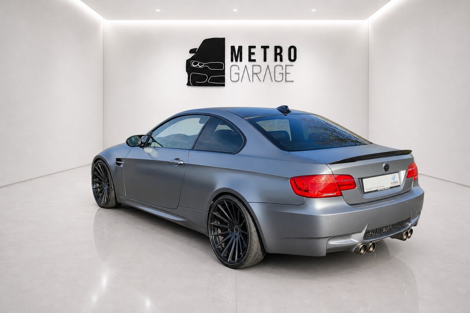 BMW M3 Coupé DSG-showroom-element-2