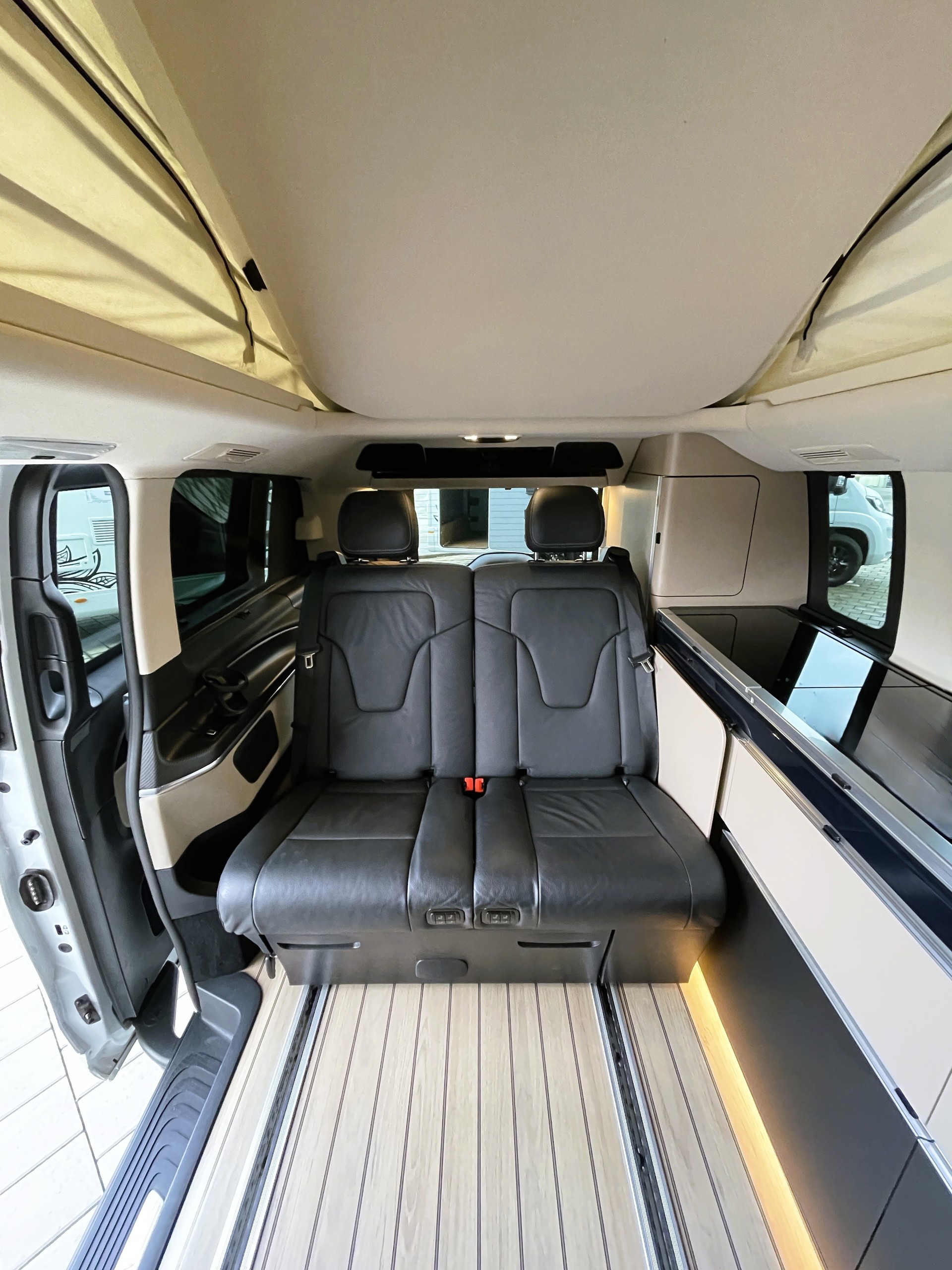 MERCEDES-BENZ Marco Polo 250 d 4Matic 7G-Tronic-image-14